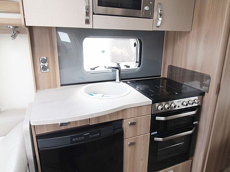 Swift Corniche 16/4 2016 image