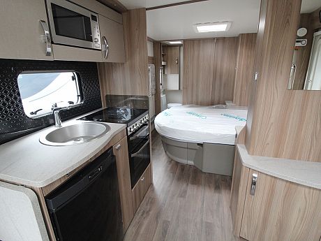 Swift Challenger X 880 2020 (Corniche 20/8 Special Edition) image