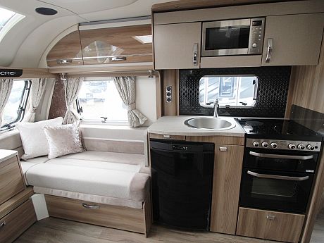Swift Challenger X 880 2020 (Corniche 20/8 Special Edition) image