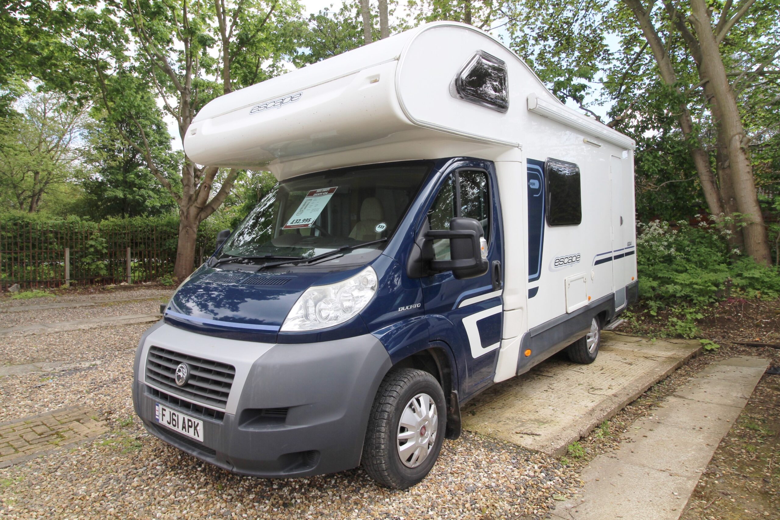 2010-swift-escape-624-motorhome-1.jpg