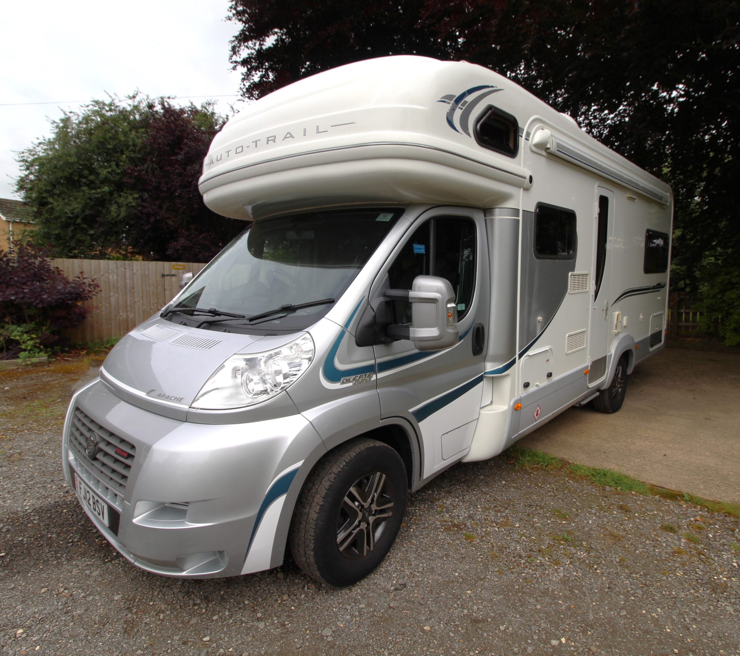 2012-auto-trail-apache-700-auto-38.jpg