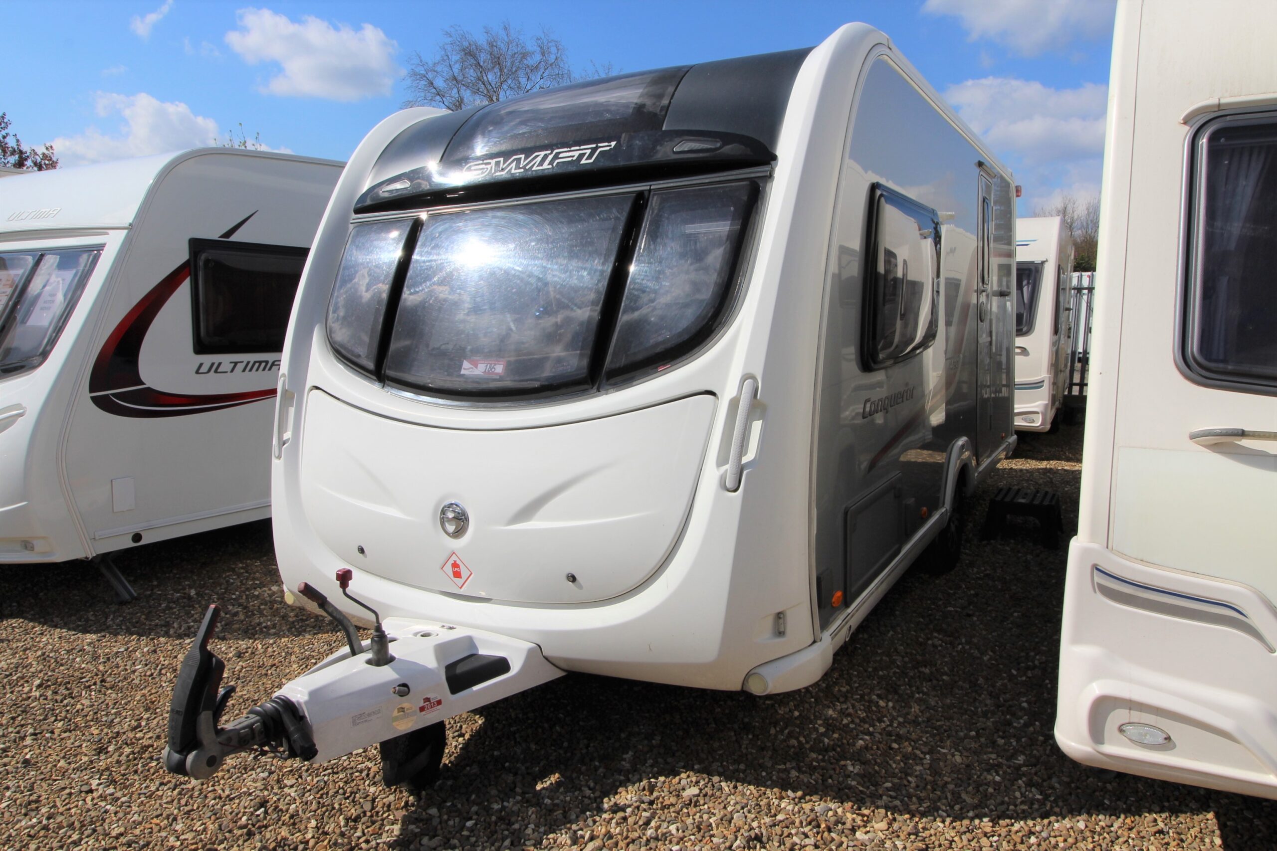 2012-swift-conqueror-480-used-caravan-wandahome-pre-owned-two-berth-external.jpg