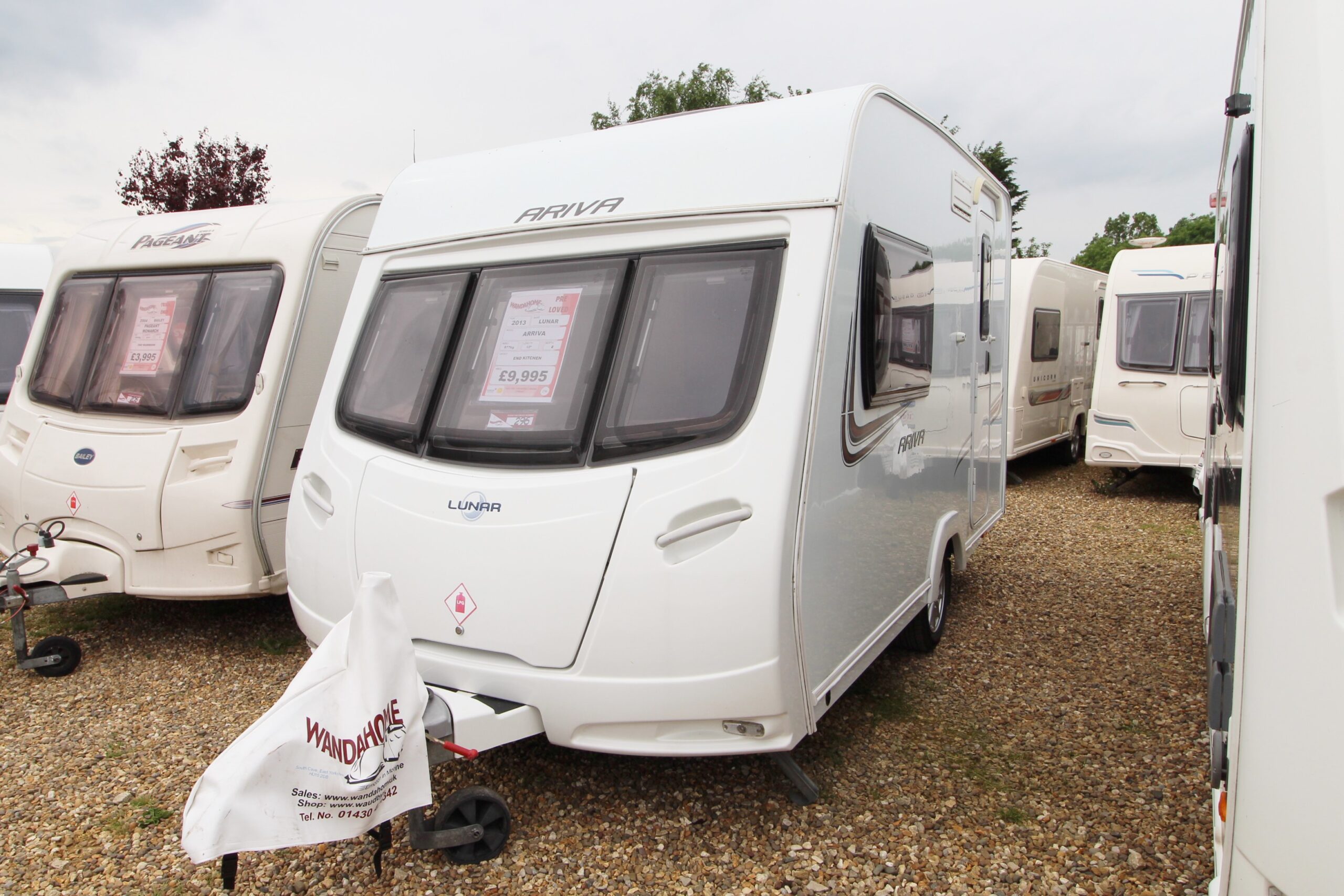 2013-lunar-arriva-used-caravan-pre-owned-wandahome-external.jpg