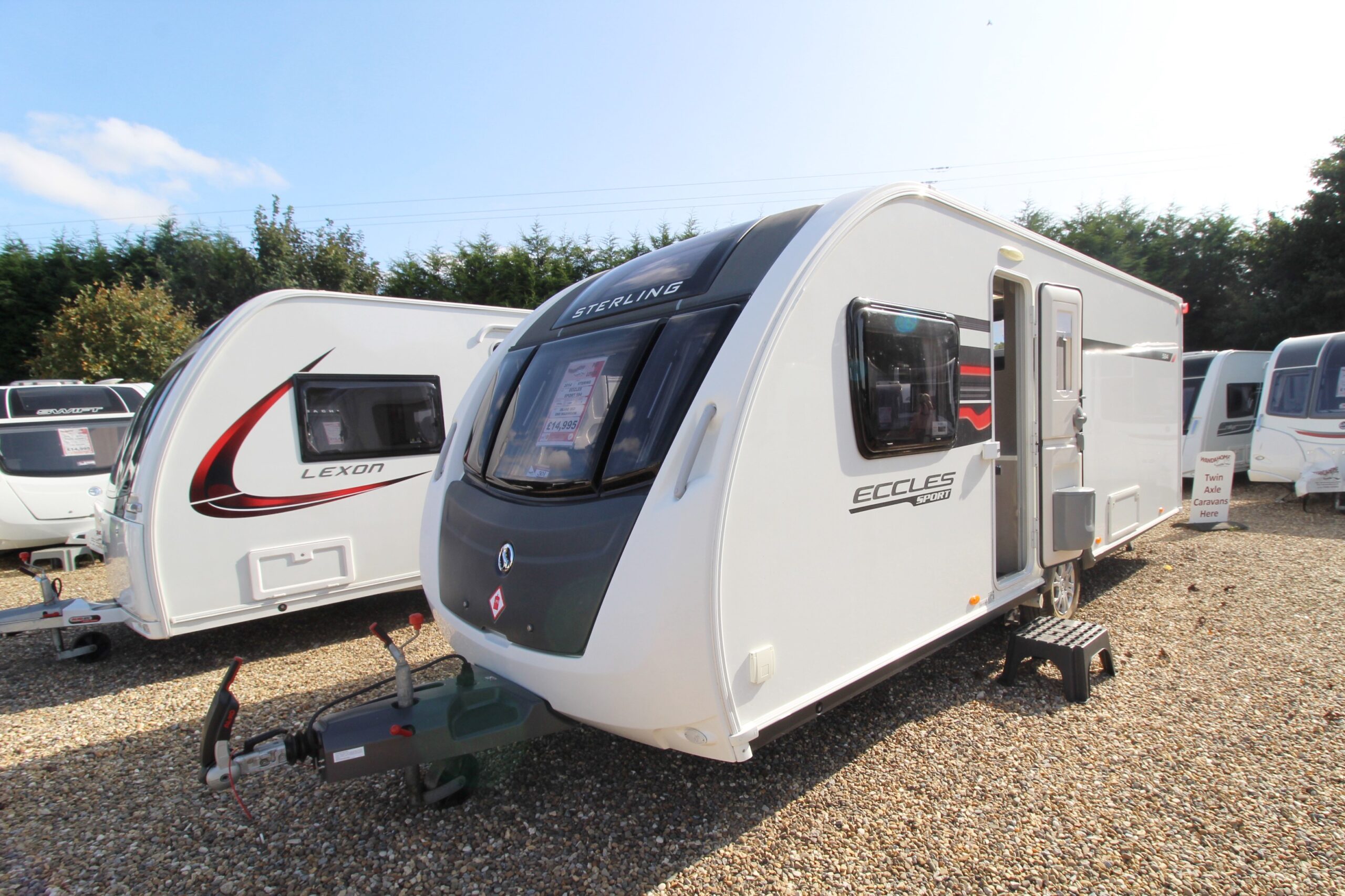 2014-sterling-eccles-sport-584-caravan-wandahome-12.jpg