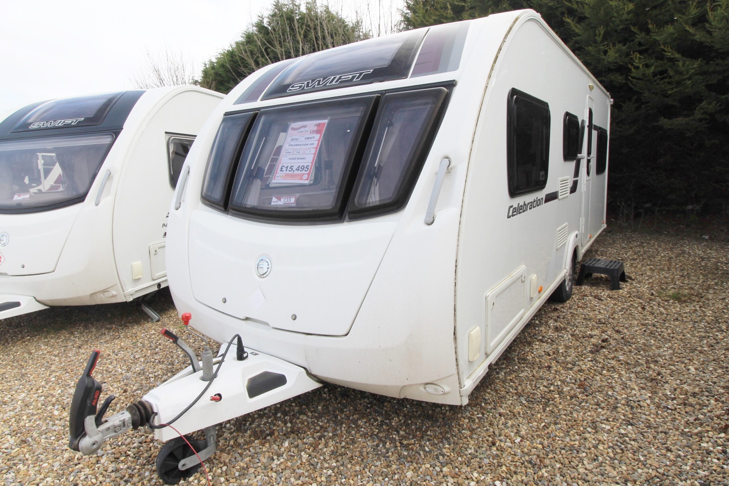 2014-swift-celebration-586-caravan-13.jpg