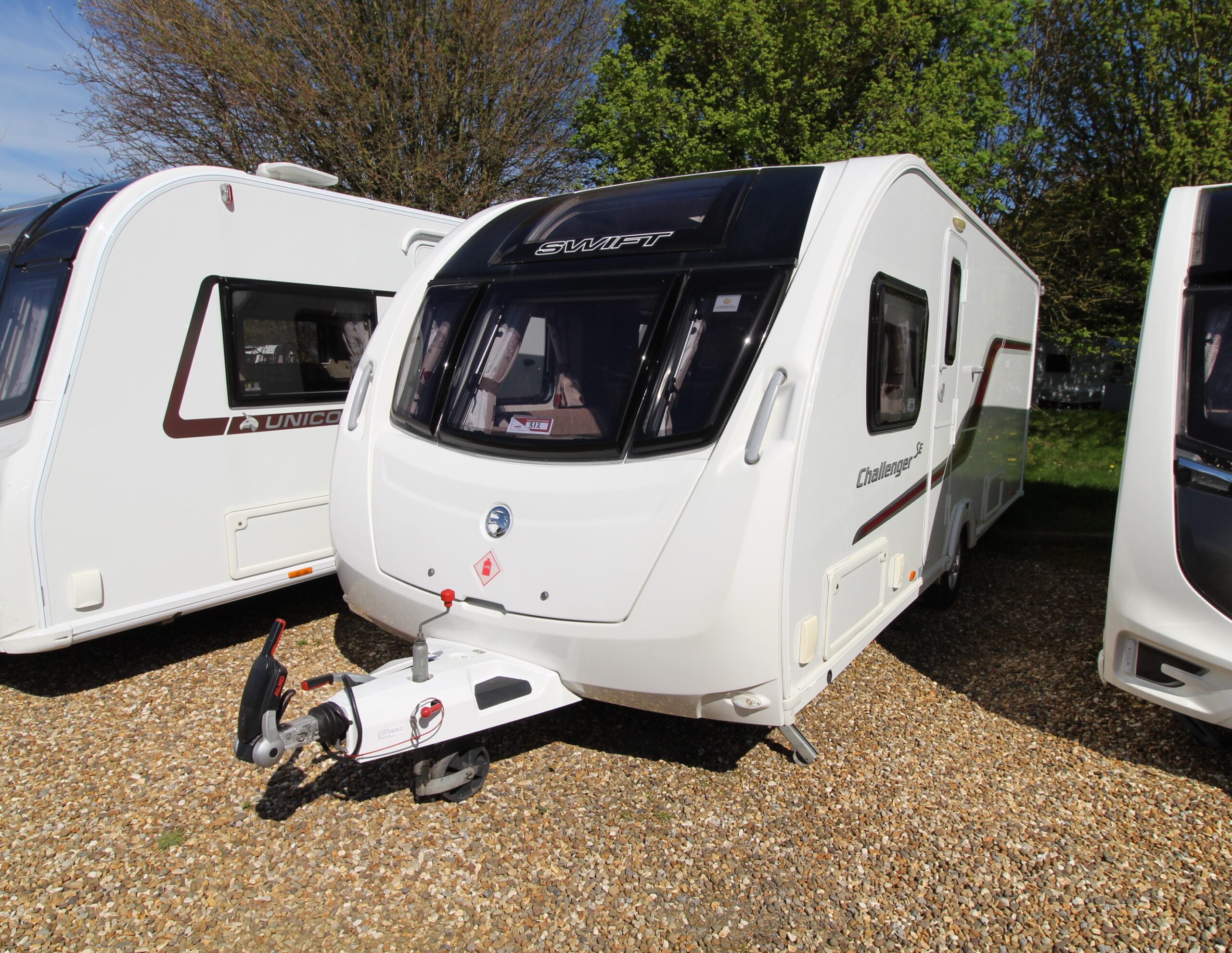 2014-swift-challenger-580-7.jpg
