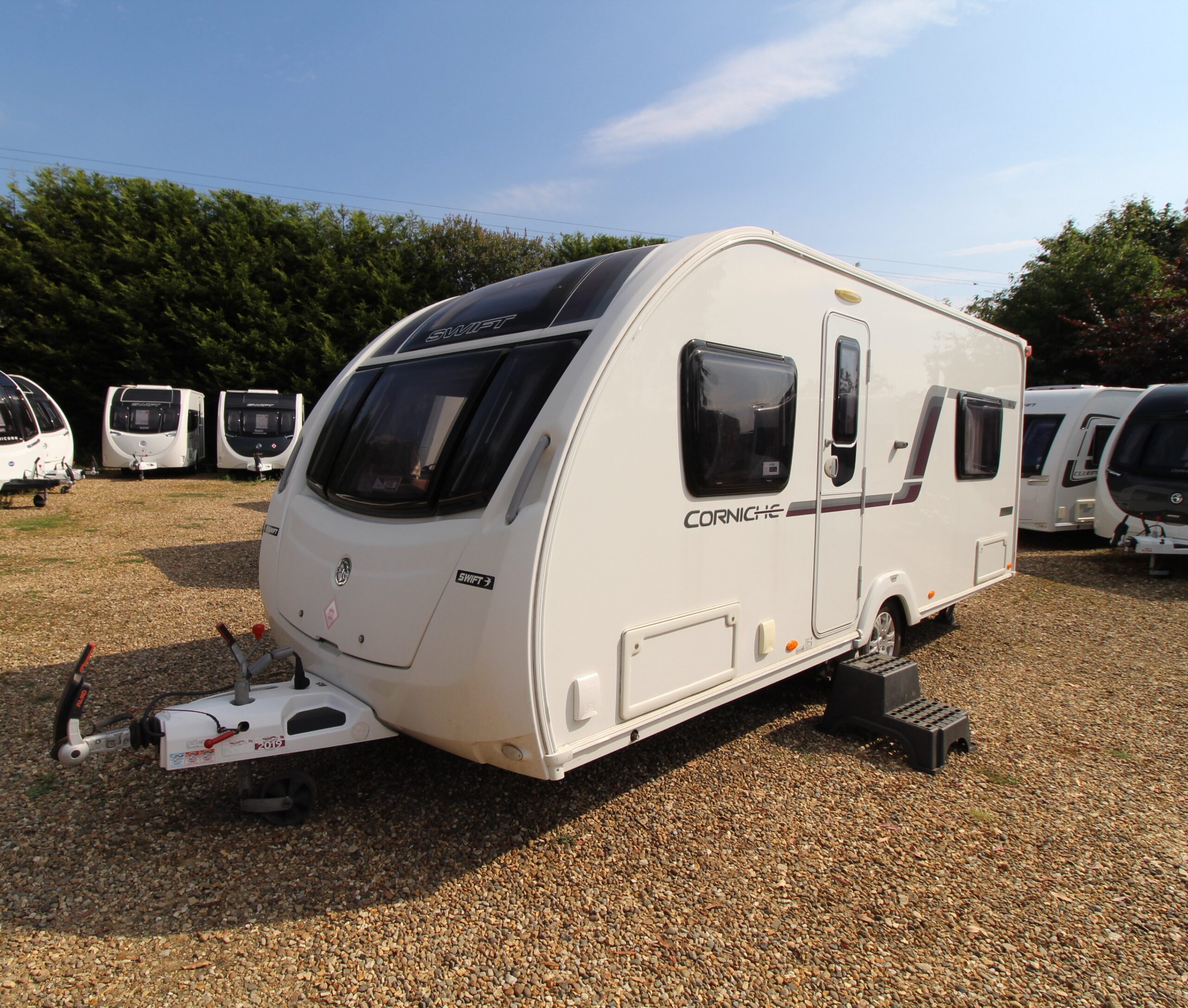 2014-swift-corniche-164-2_1.jpg