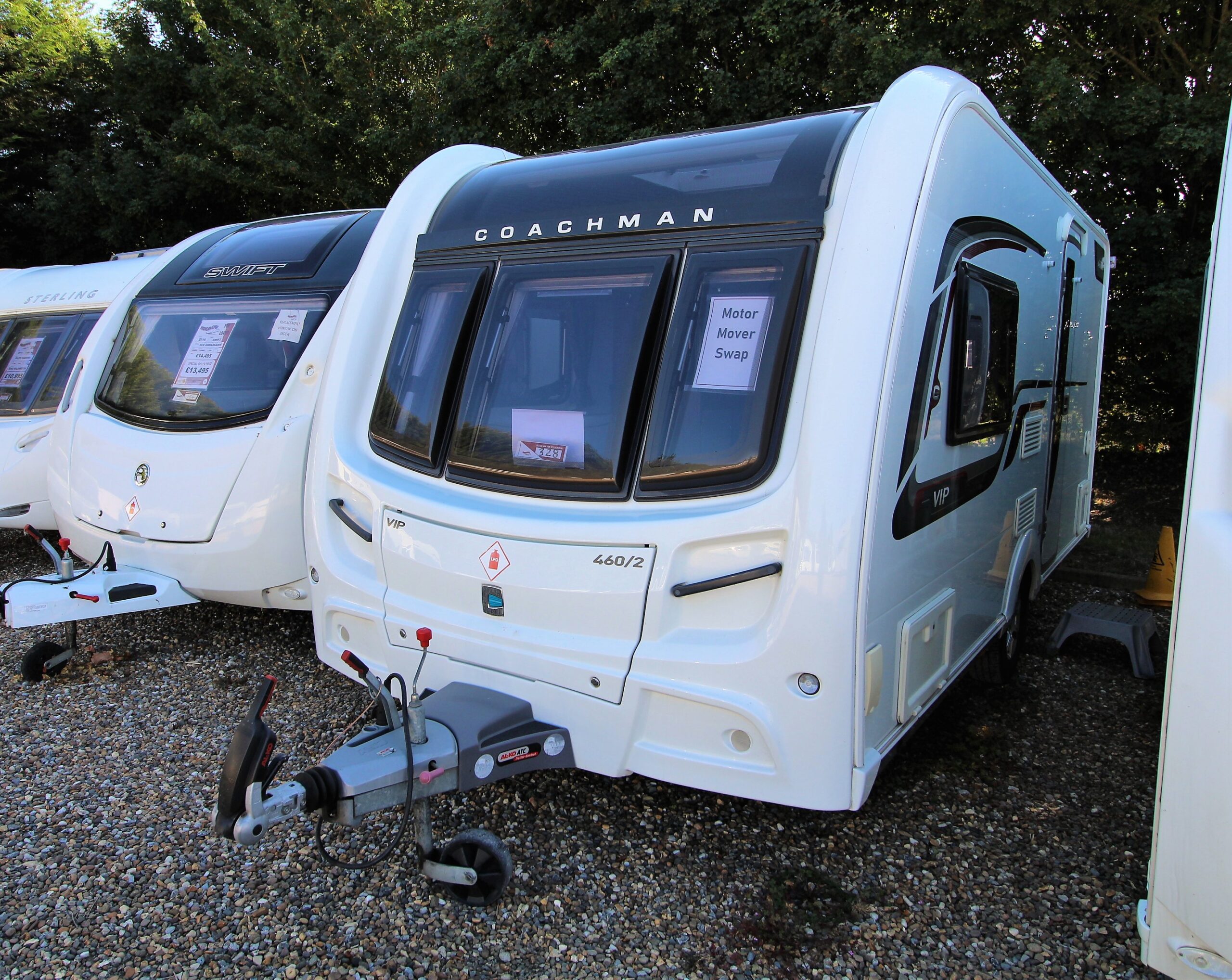 2015-coachman-vip-460-9.jpg