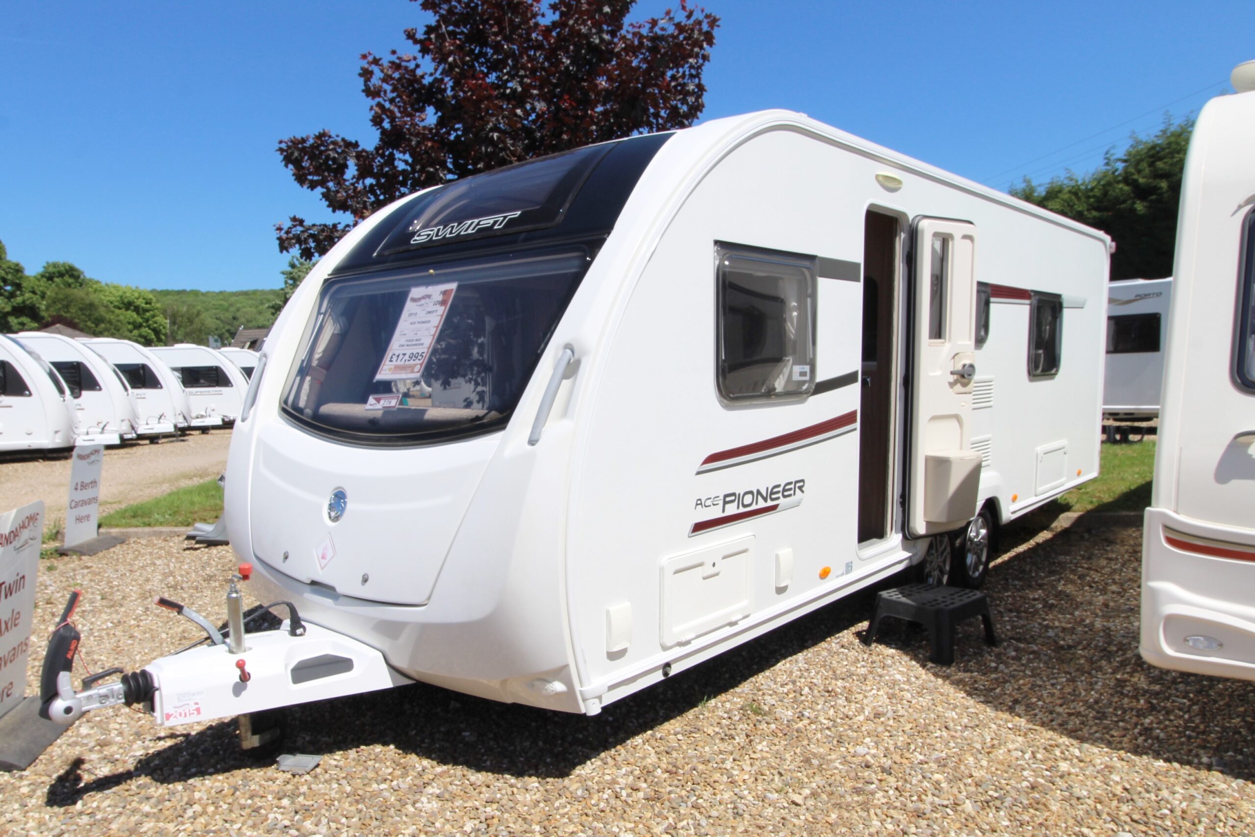 2015-swift-ace-pioneer-caravan-1.jpg