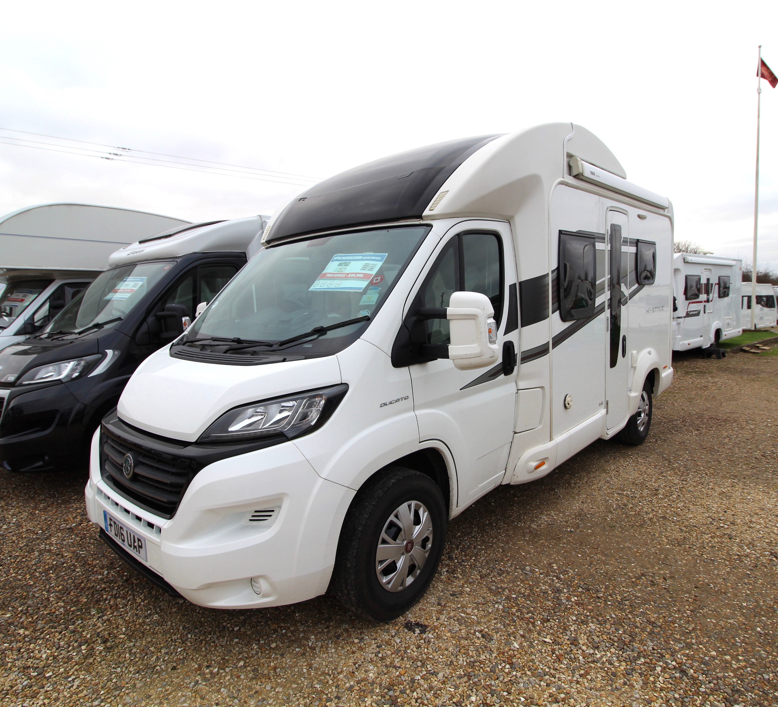 2016-bessacarr-hi-line-424-9.jpg