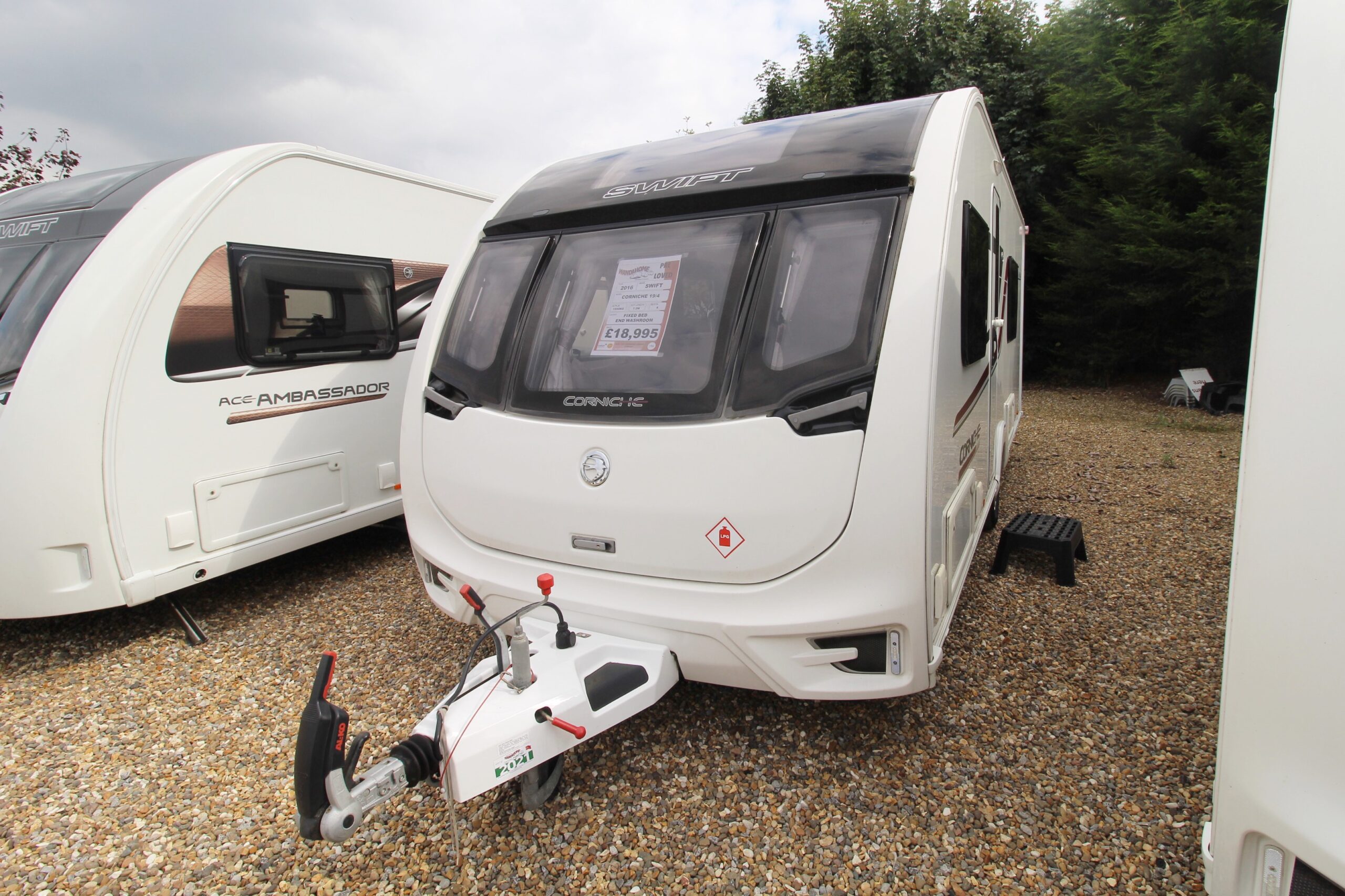 2016-swift-corniche-19-4-4.jpg