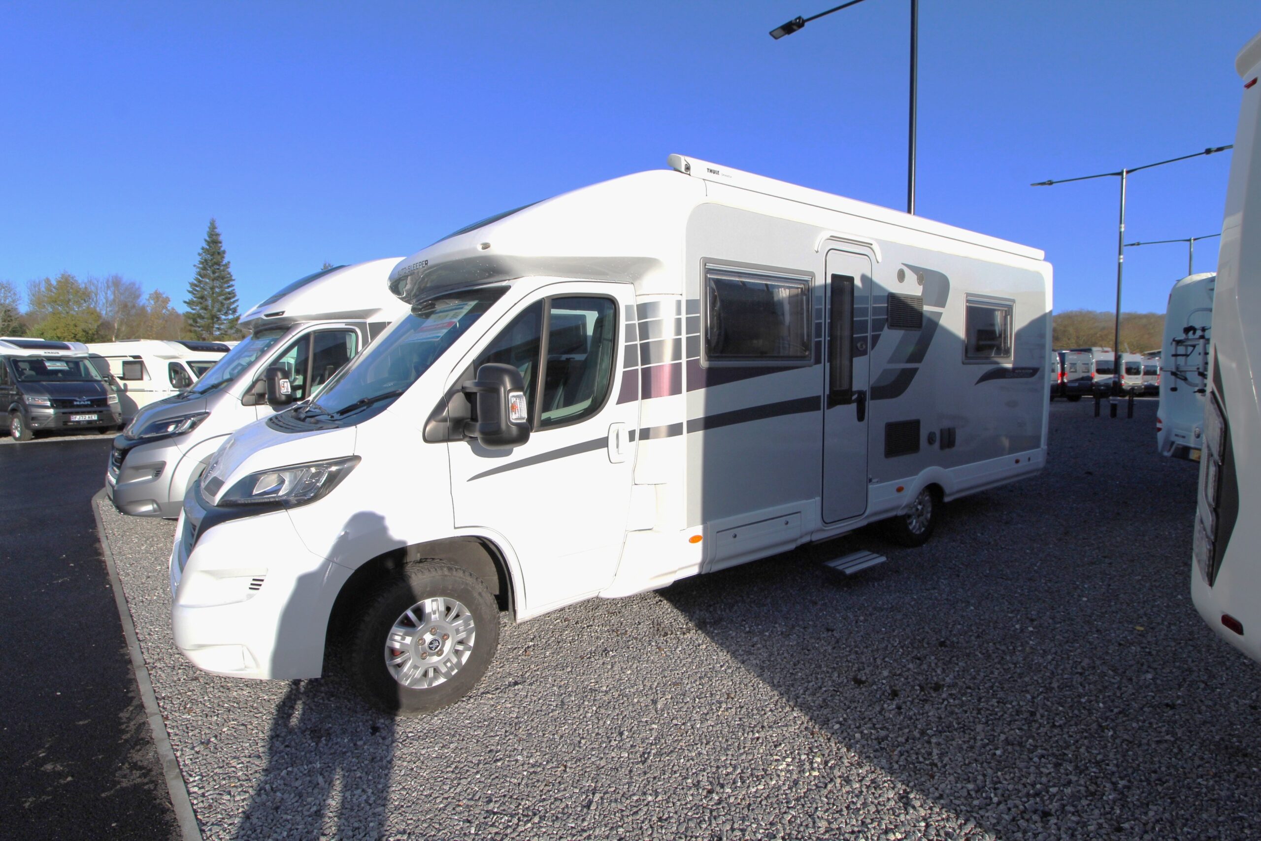 2017-auto-sleeper-corinium-duo-6.jpg