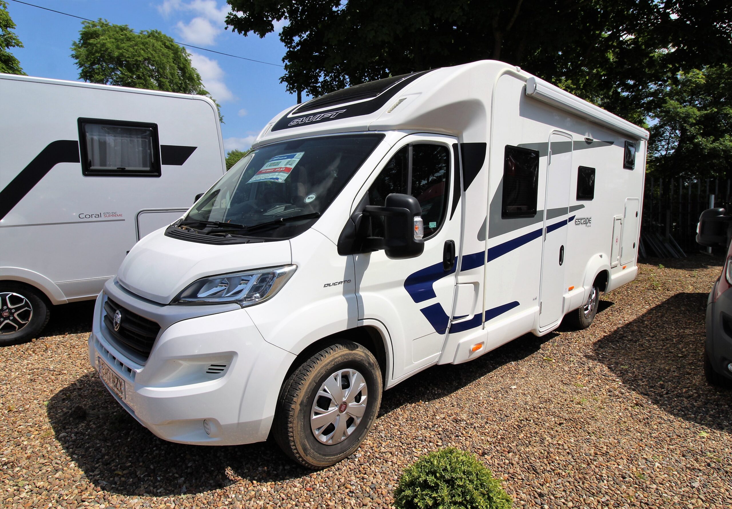 2017-swift-escape-684-12.jpg