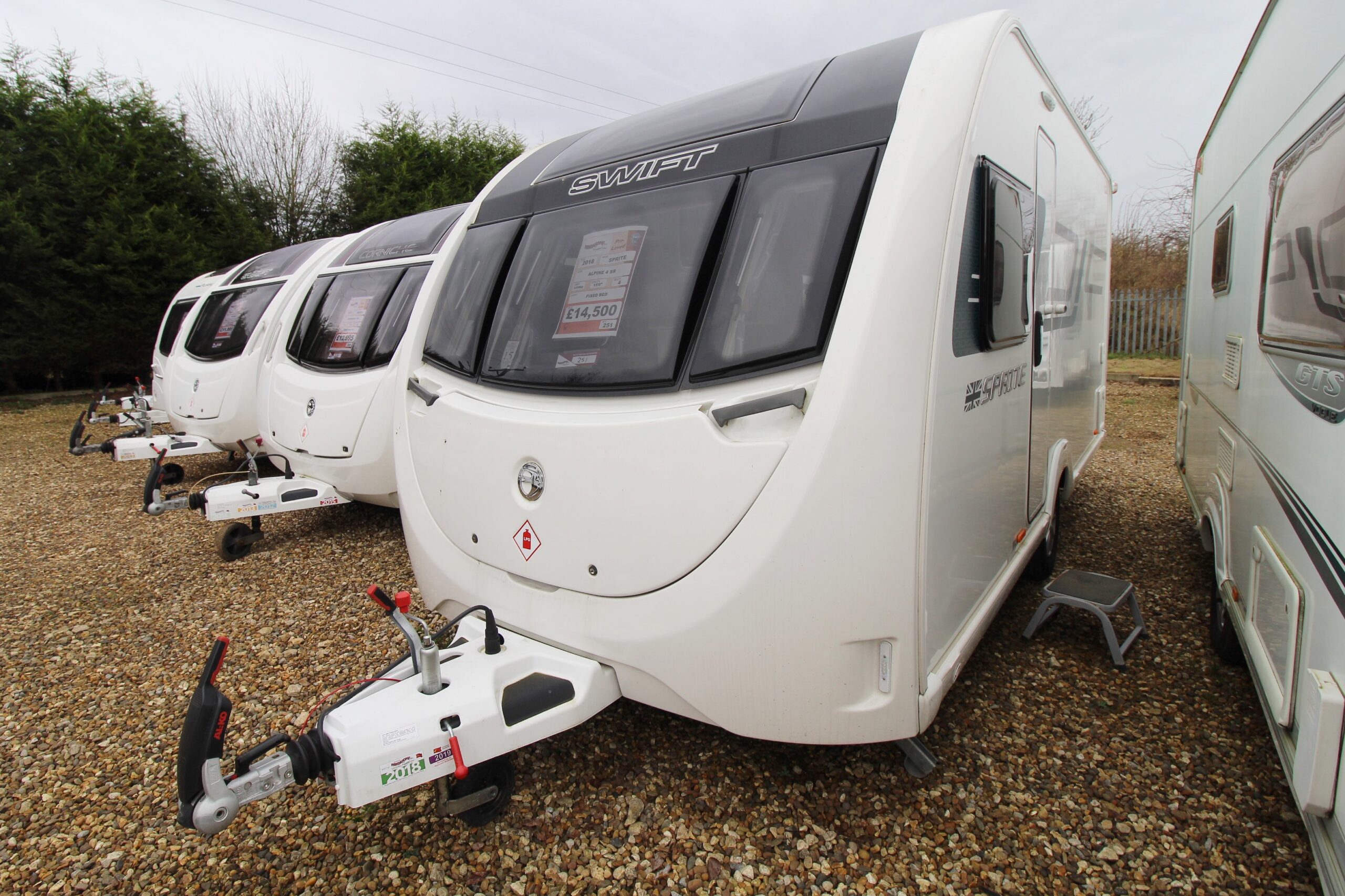 2018-sprite-alpine-4-used-caravan-wandahome.jpg