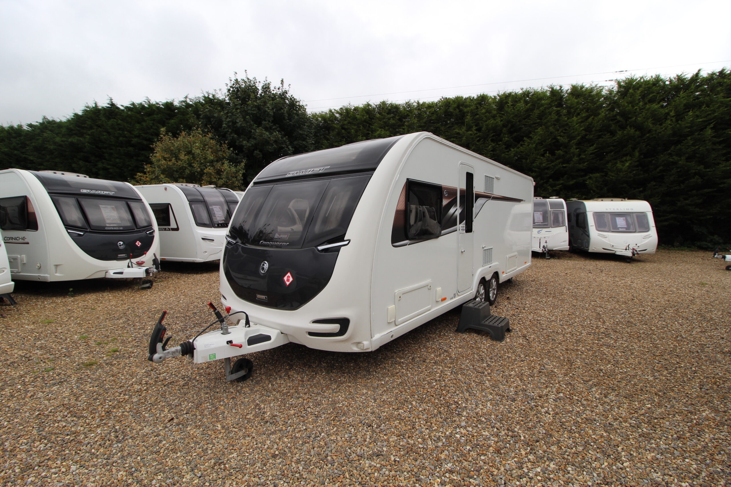2018-swift-conqueror-645-used-18.jpg