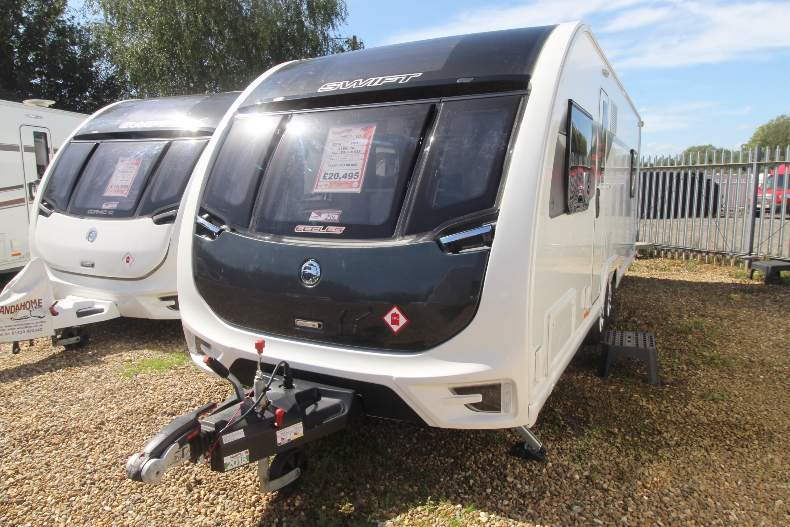 2018-swift-sterling-eccles-lux-635-caravan-wandahome-1.jpg