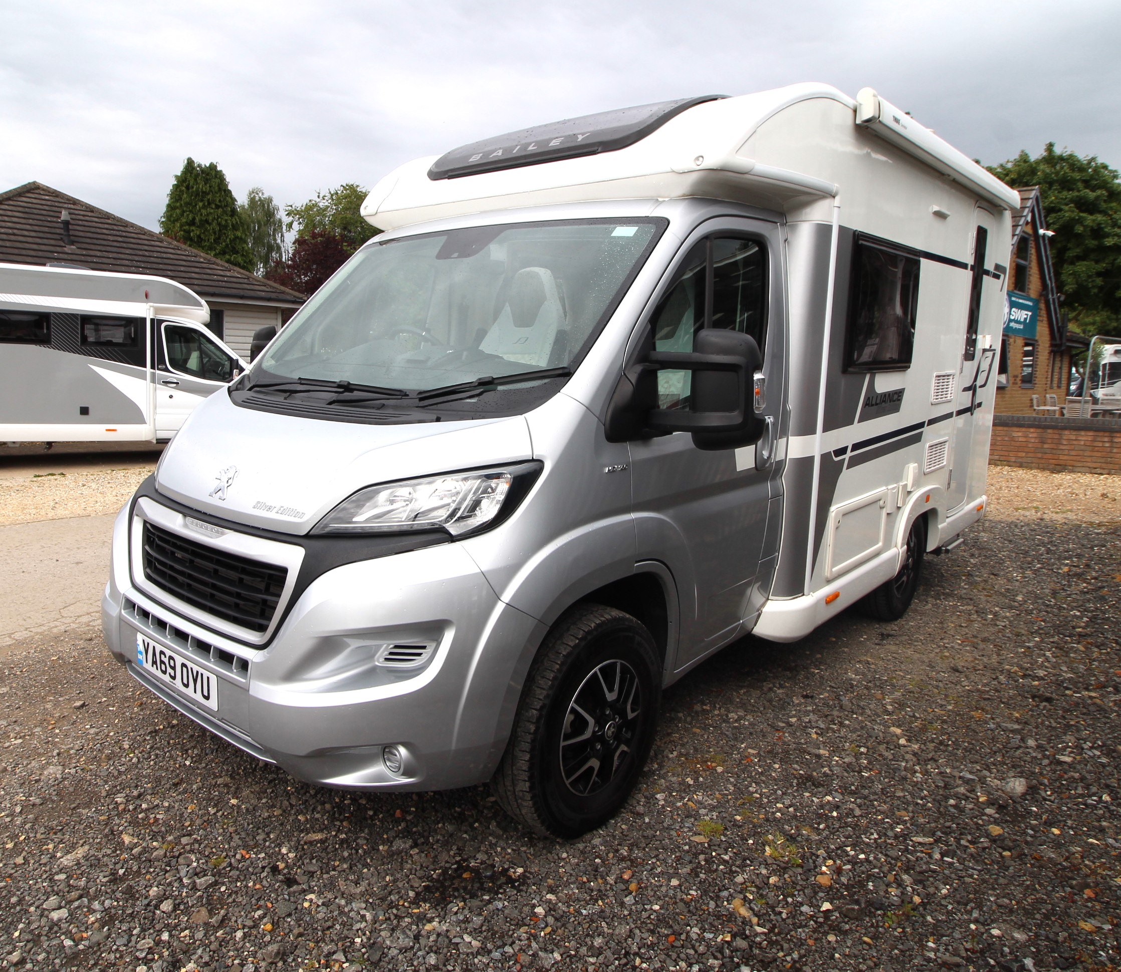 2019-bailey-alliance-59-2-used-13.jpg