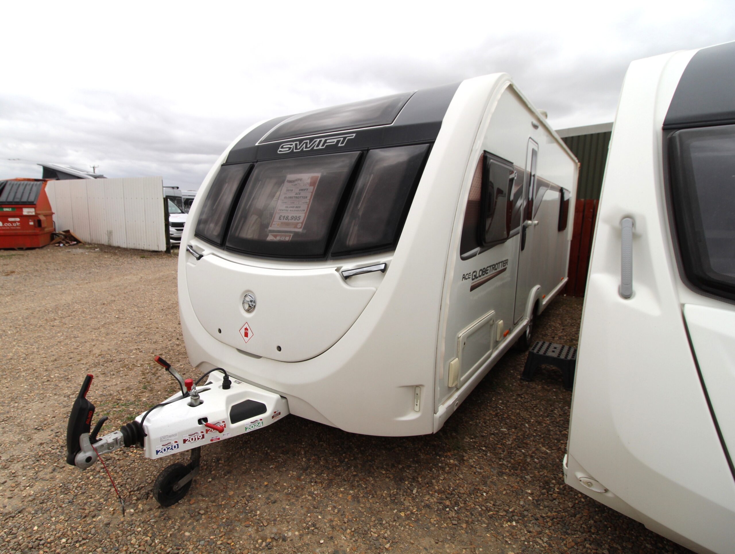 2019-globetrotter-k-313-1.jpg