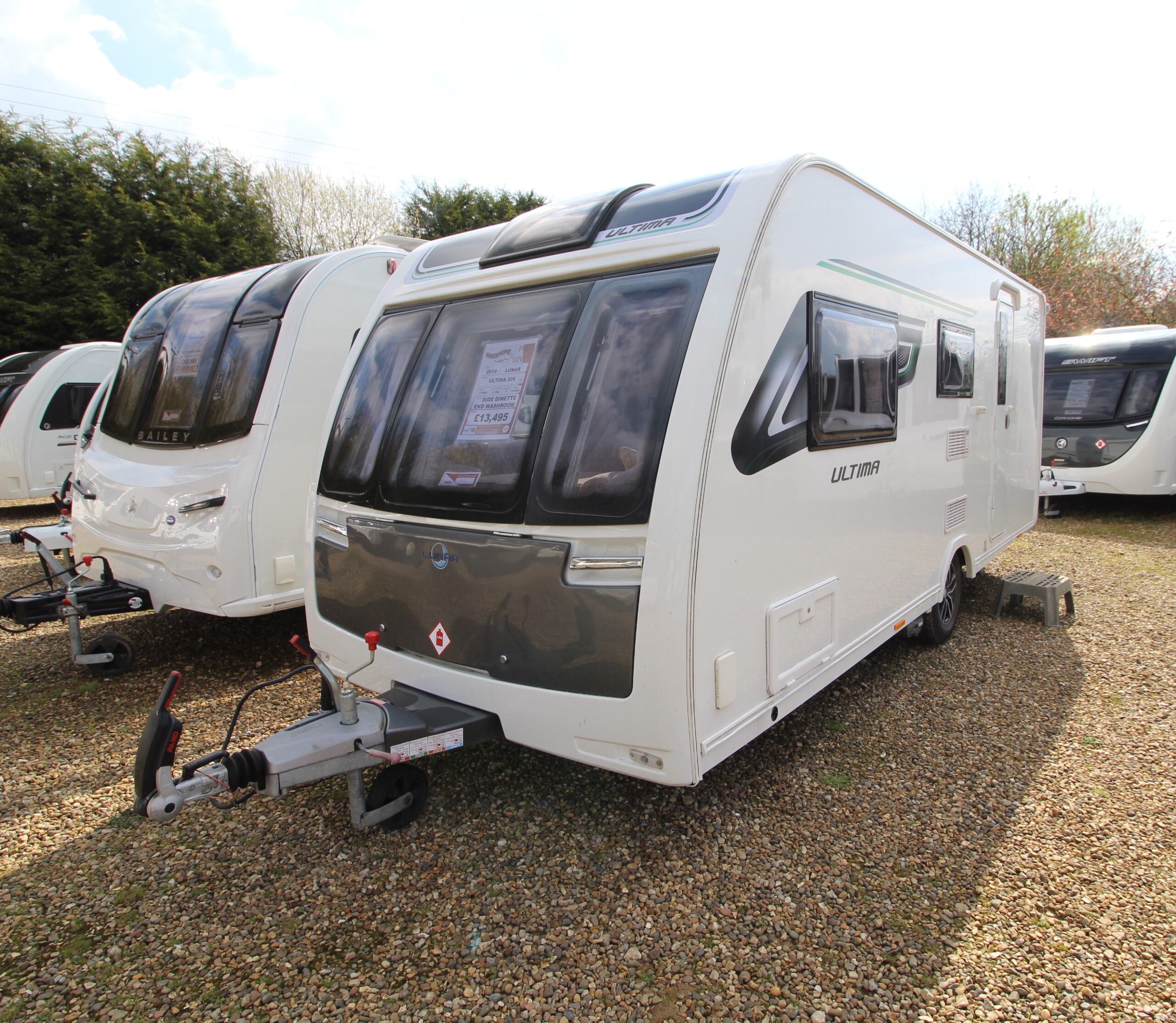 2019-lunar-ultima-524-used-1.jpg