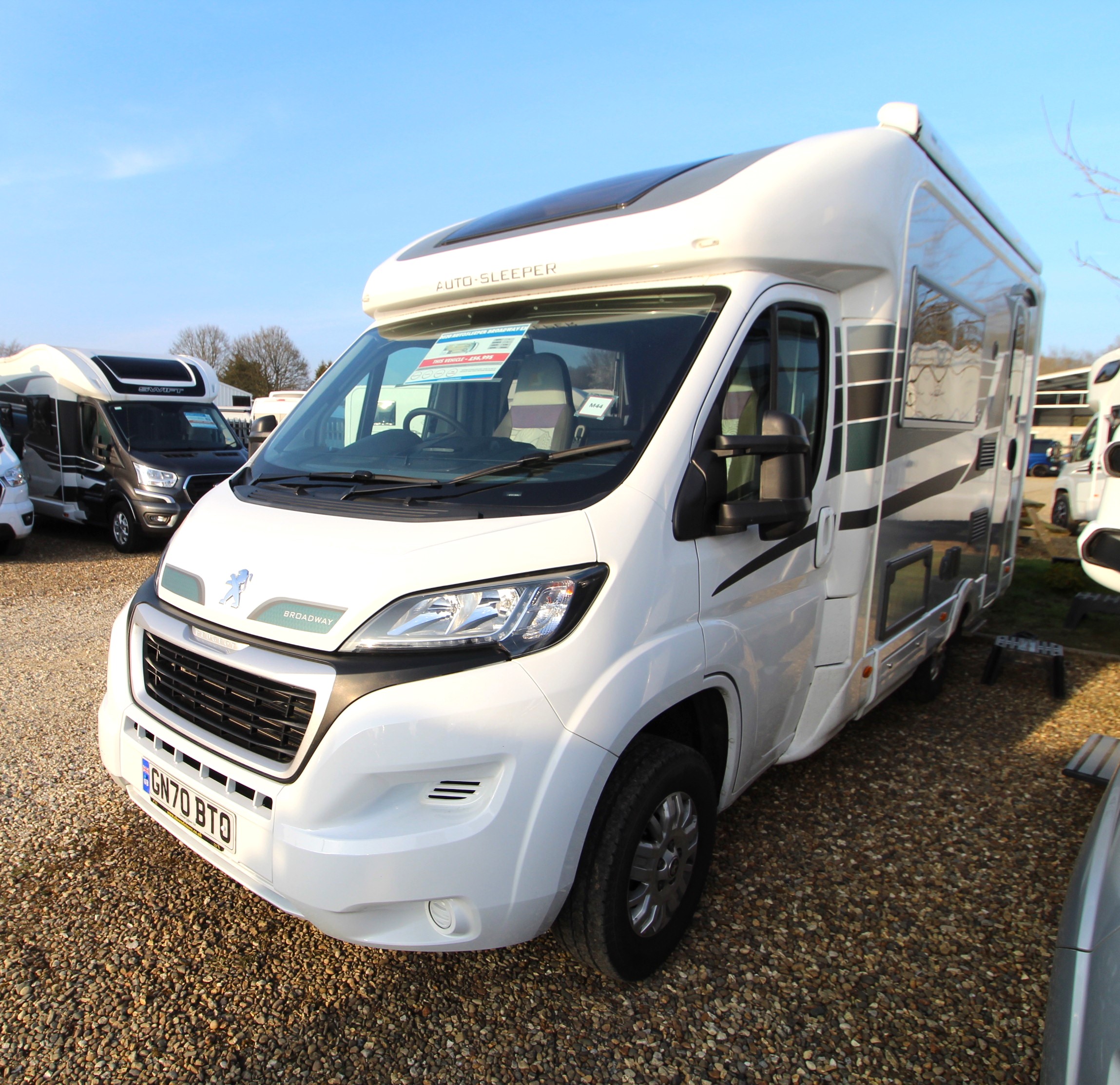 2020-auto-sleeper-broadway-ek-4.jpg