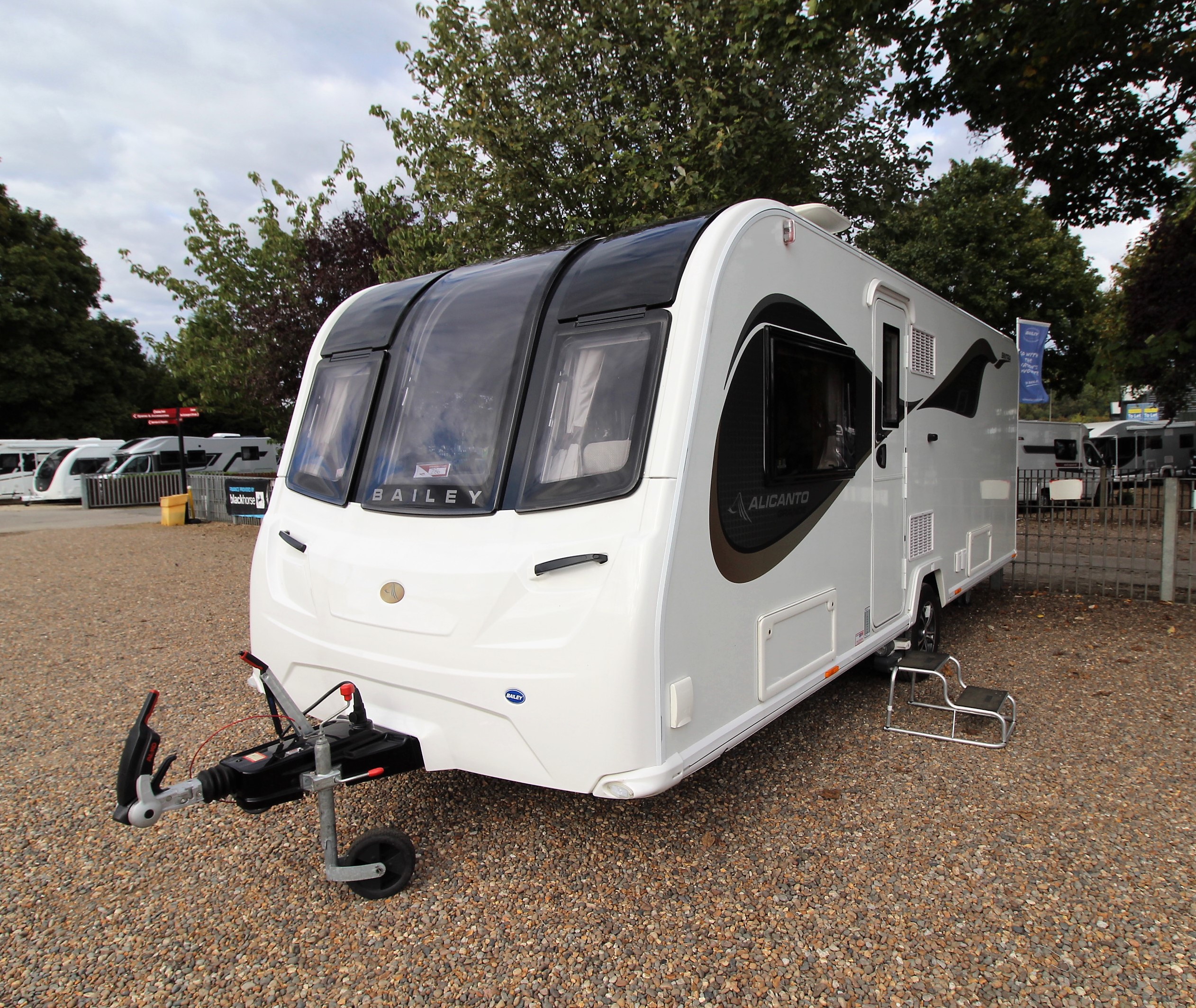 2020-bailey-grand-sintra-1_1.jpg