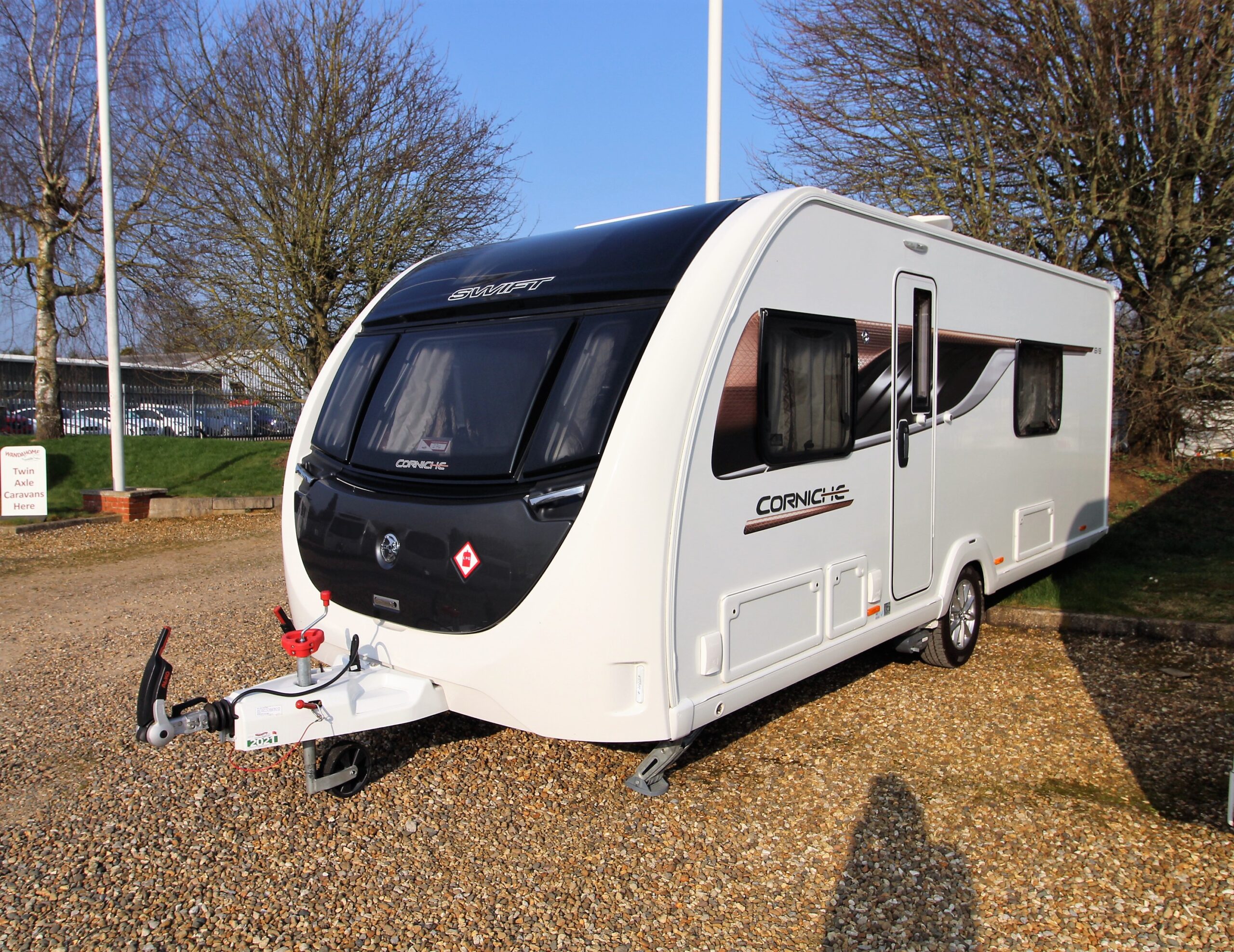 2020-swift-corniche-18-3.jpg
