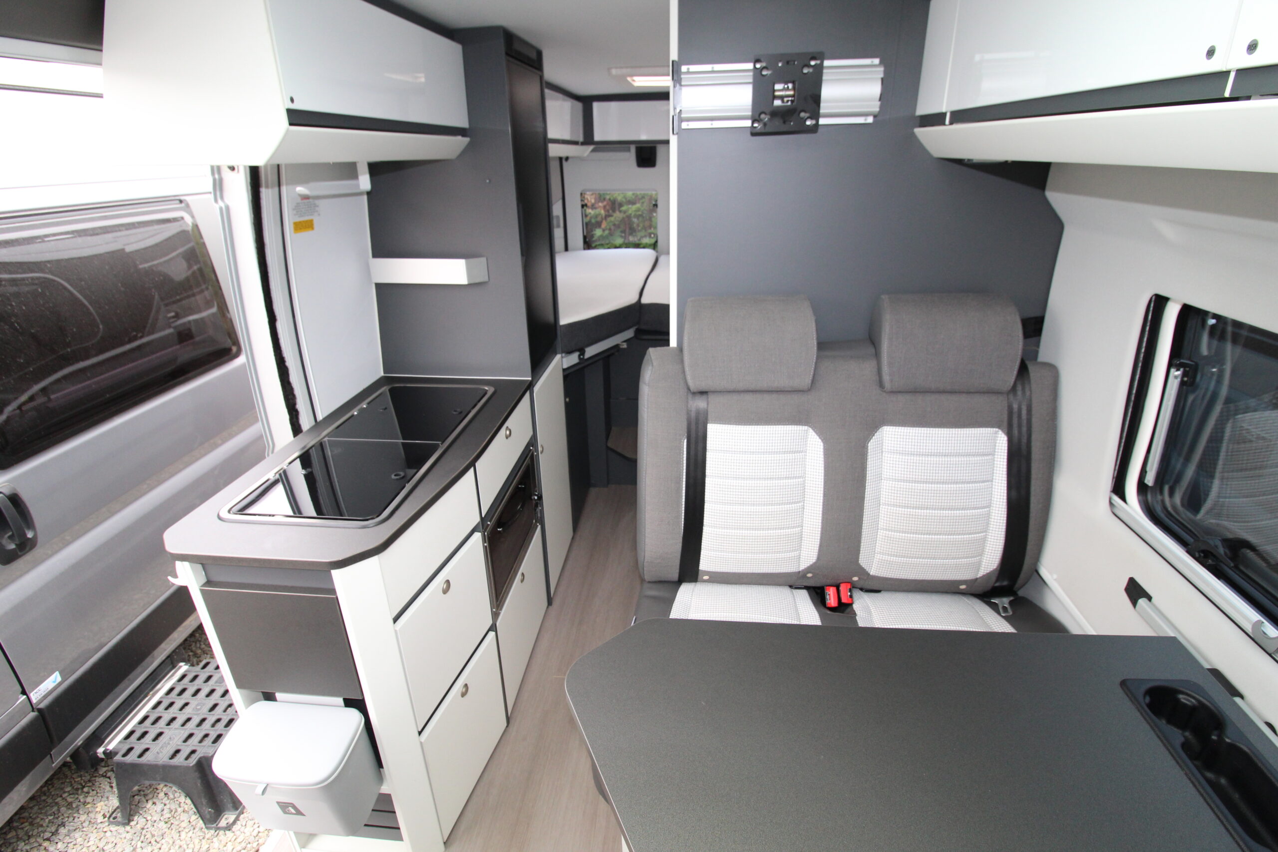 2021-adria-twin-supreme-640-slb-16.jpg