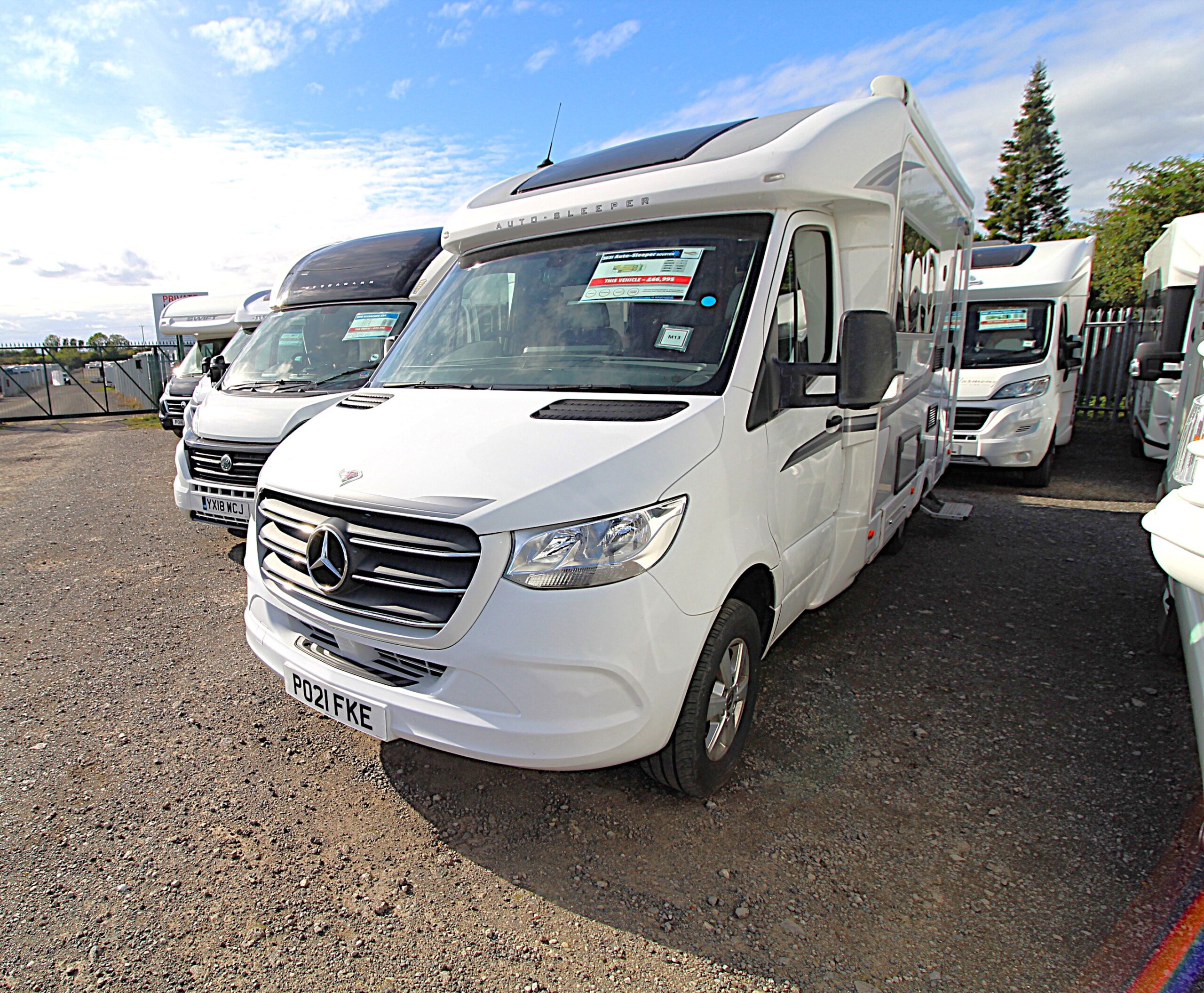 2021-auto-sleeper-bourton-2.jpg