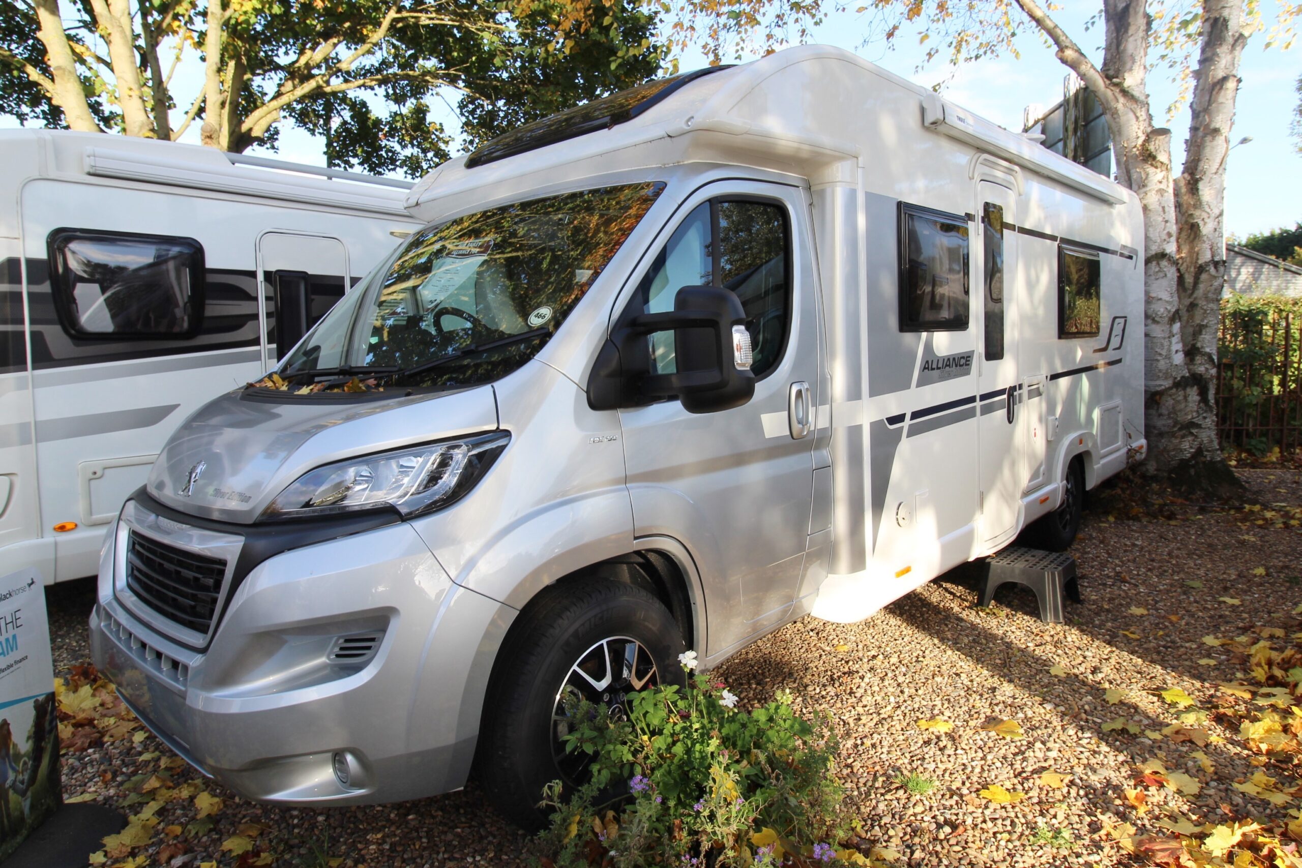 2021-bailey-alliance-794-motorhome-2.jpg