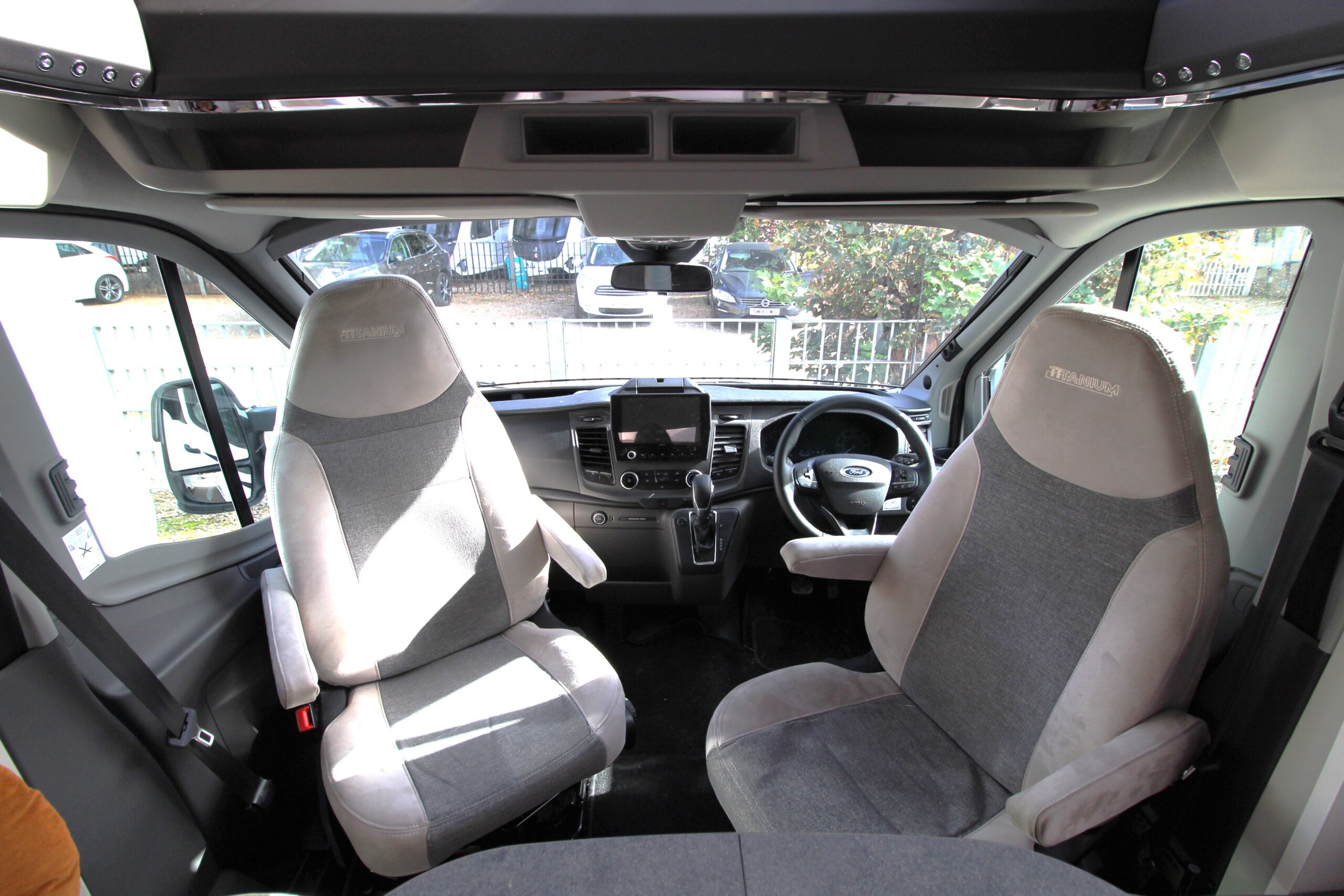 2021-chausson-titanium-premium-650-11.jpg