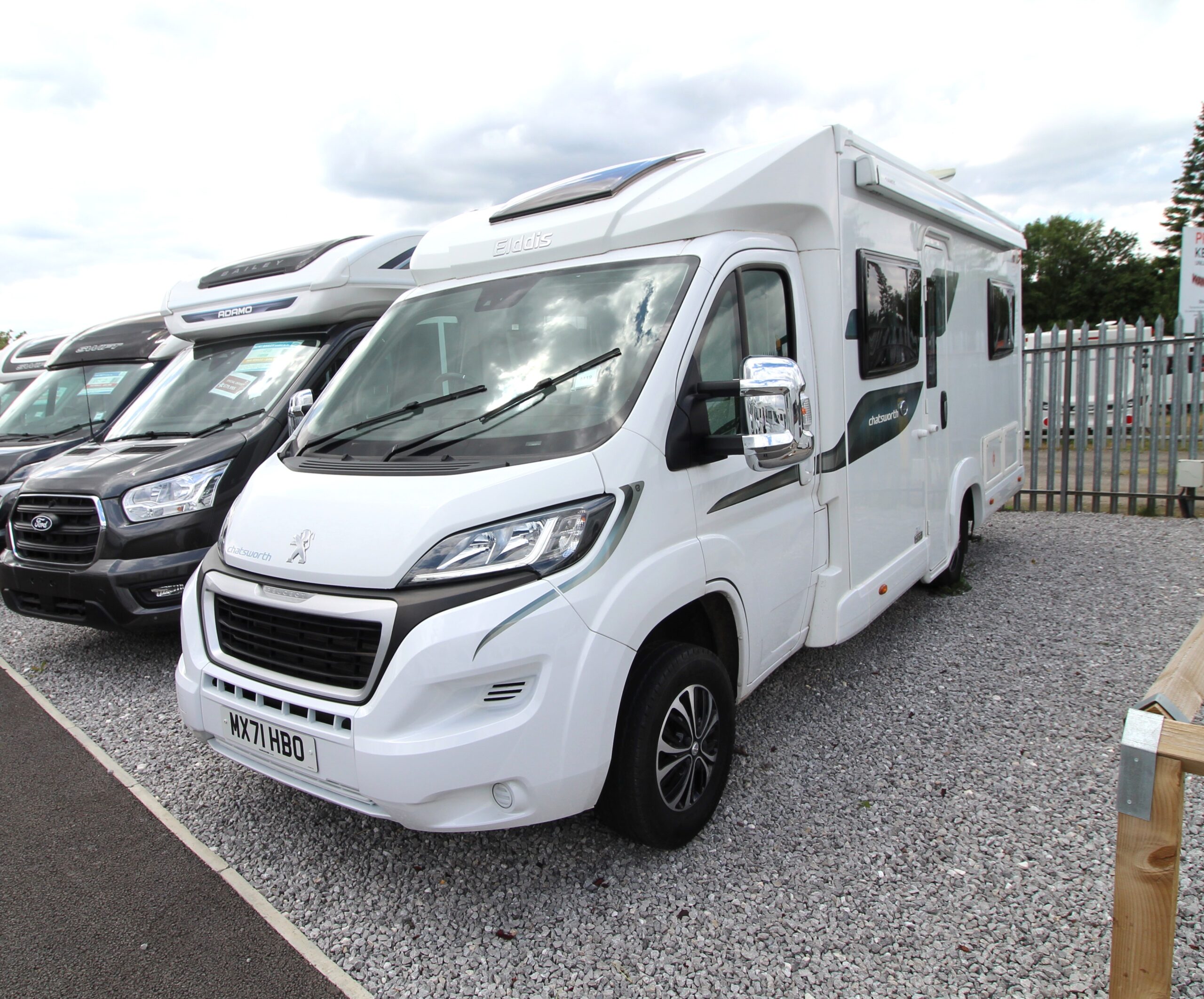 2021-elddis-chatsworth-155-stock-67582-2.jpg