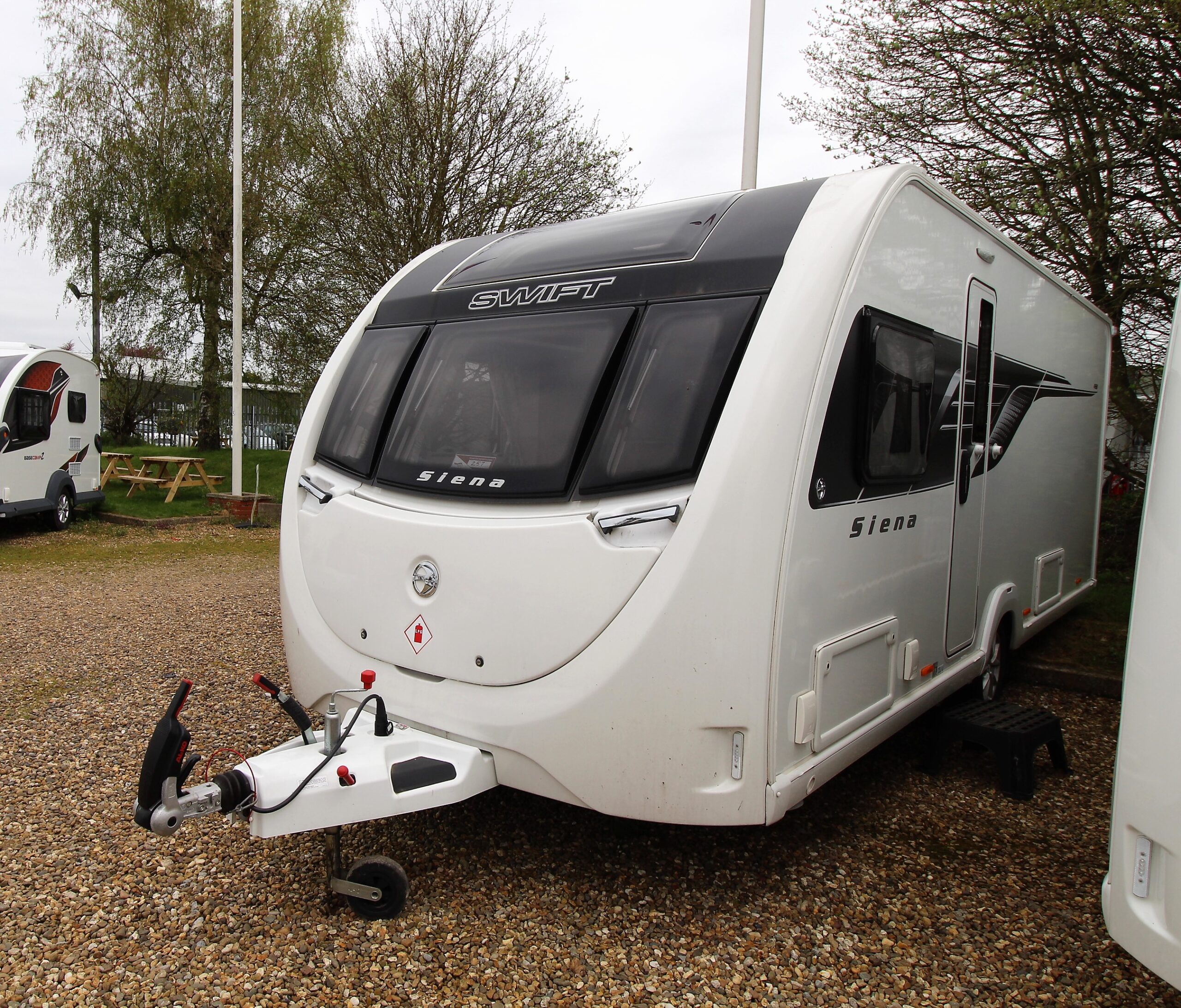 2021-swift-siena-4sb-15.jpg