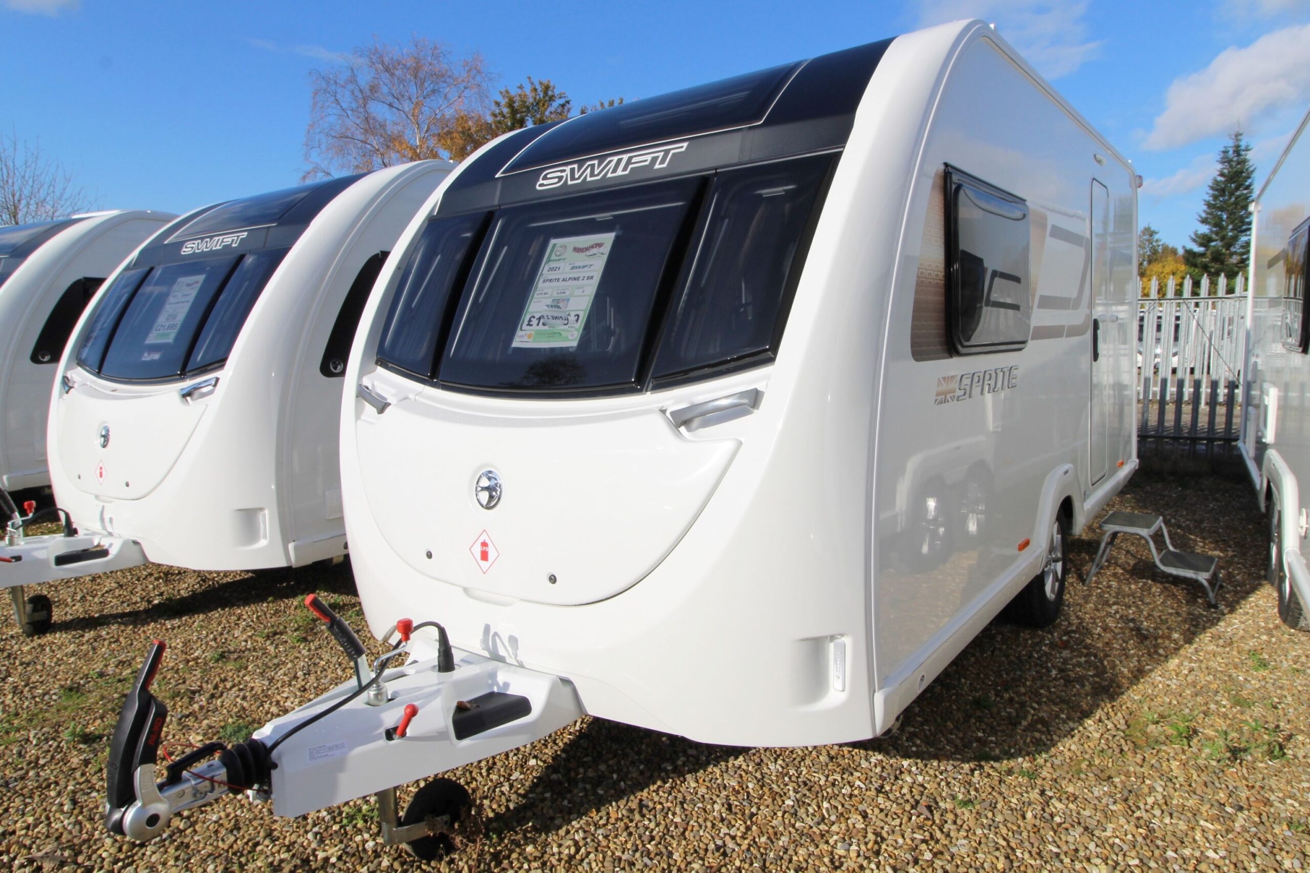 2021-swift-sprite-alpine-2-caravan-wandahome-1_4.jpg