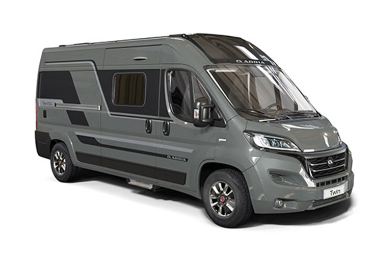 2022-adria-twin-supreme-640-sgx.jpg