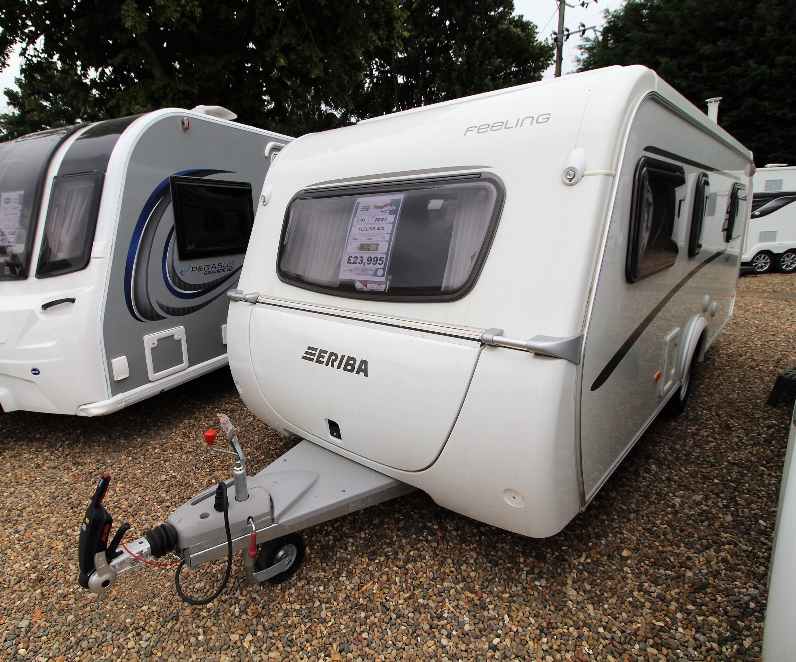 2022-hymer-eriba-feeling-442-11.jpg