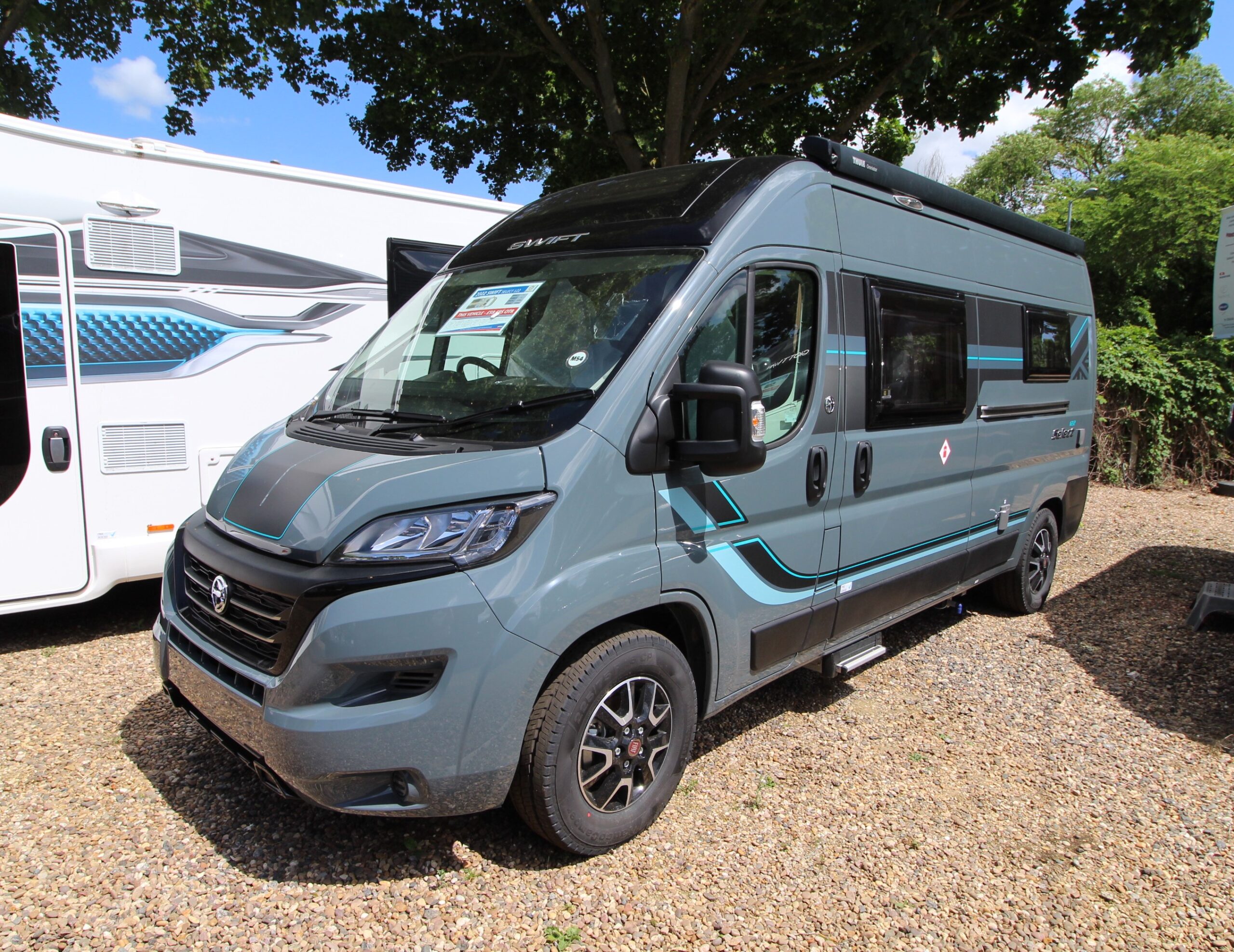 2022-swift-select-122-dark-grey-1.jpg