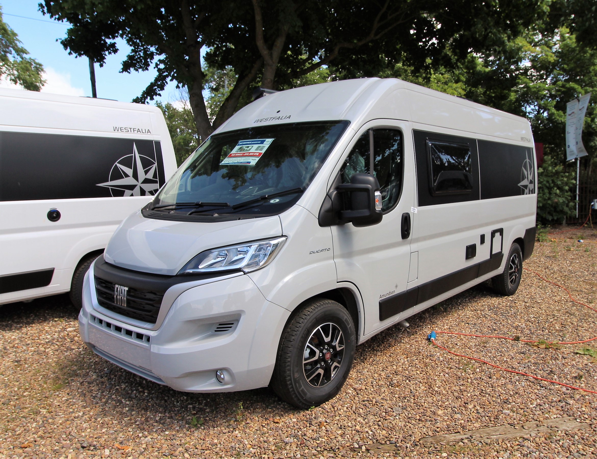 2022-westfalia-amundsen-600d-light-grey-4.jpg