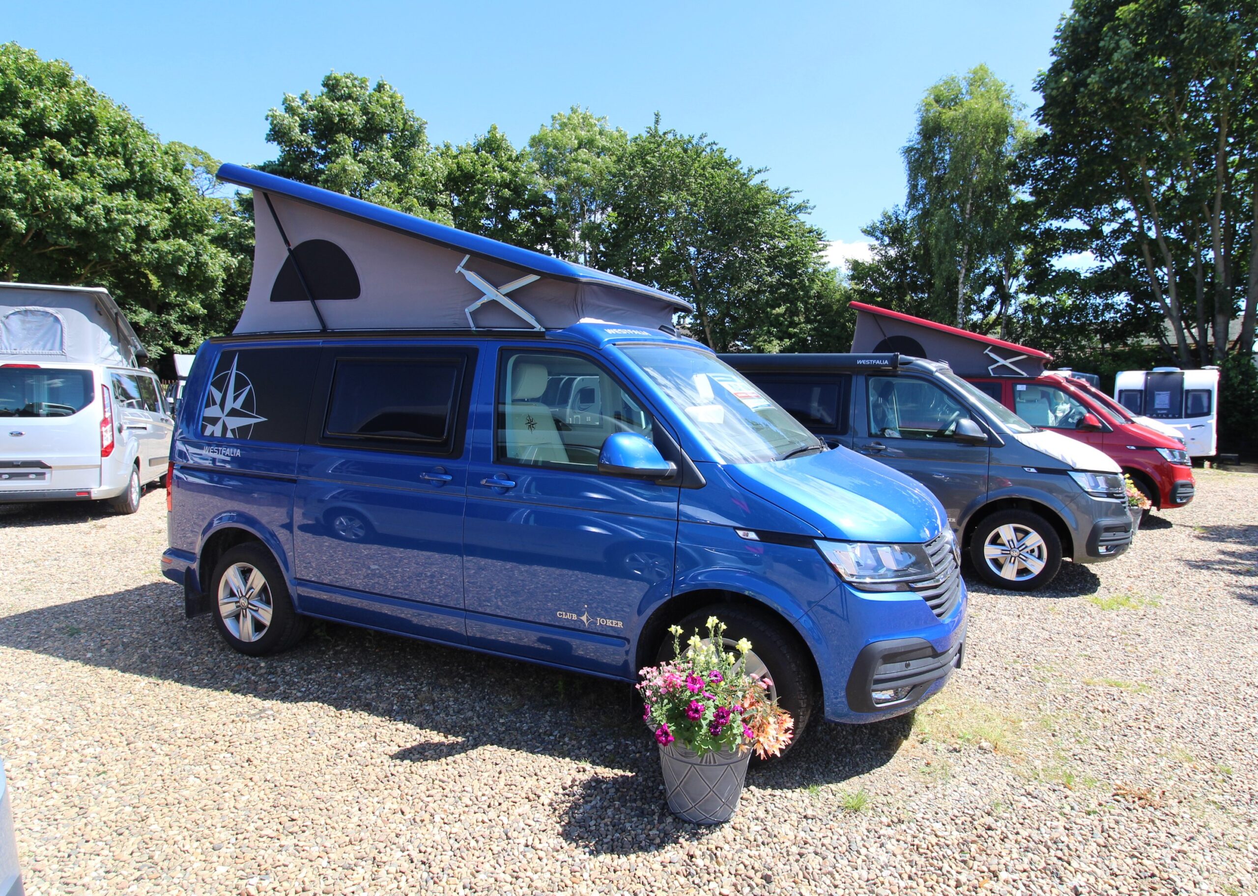 2022-westfalia-club-joker-city-blue.jpg