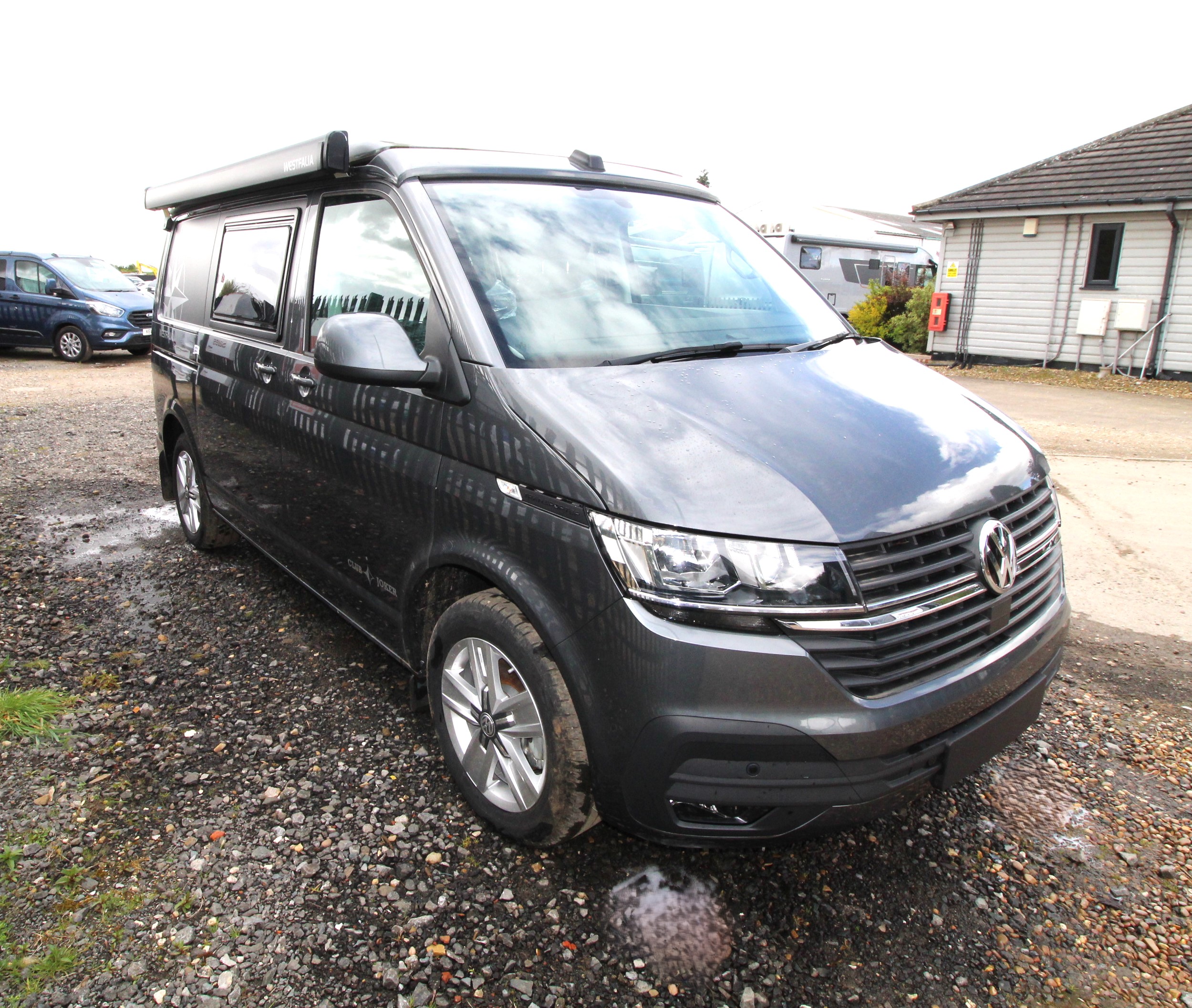 2022-westfalia-club-joker-city-indium-grey-4.jpg