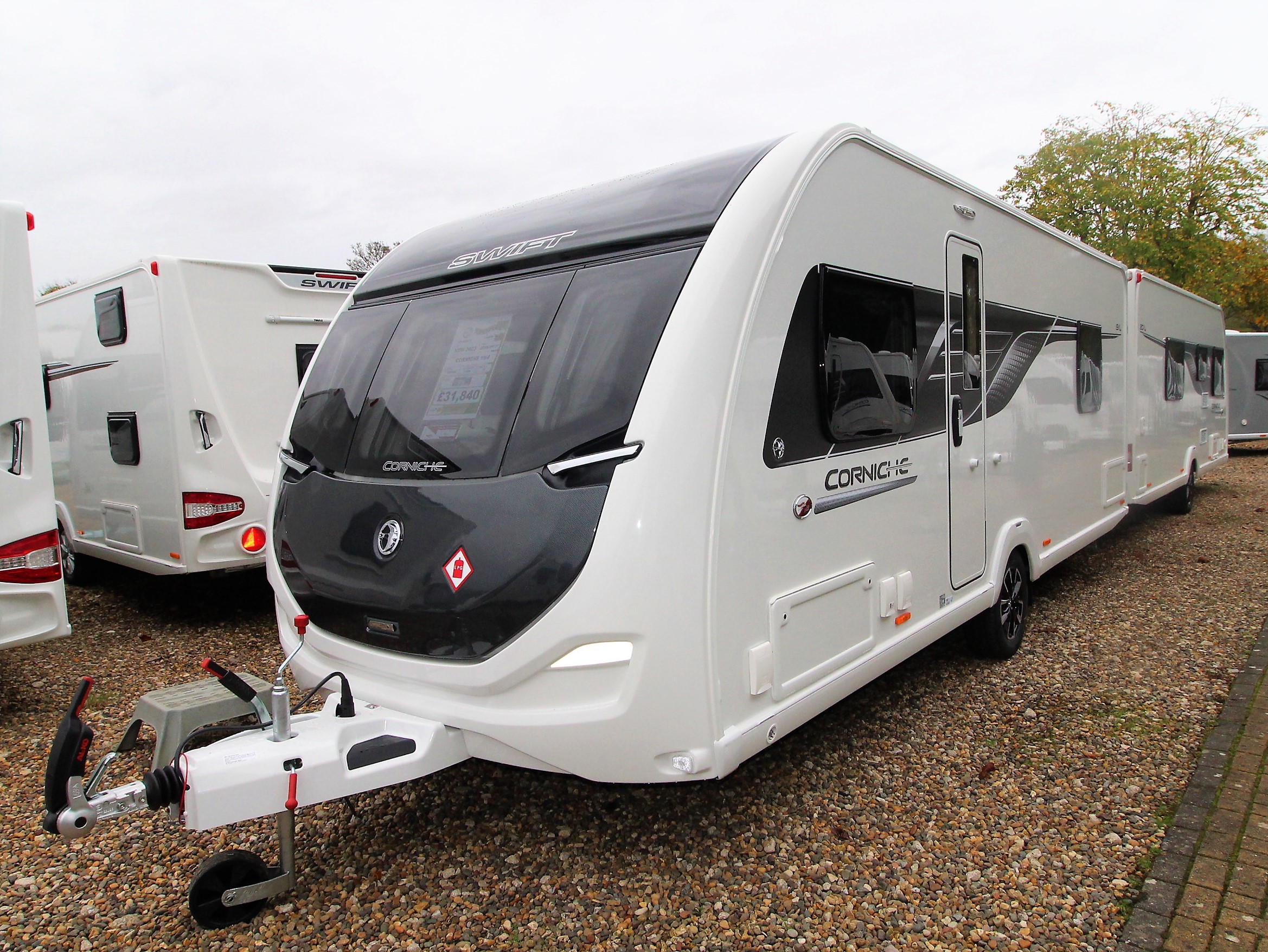 2023-swift-corniche-194-8.jpg