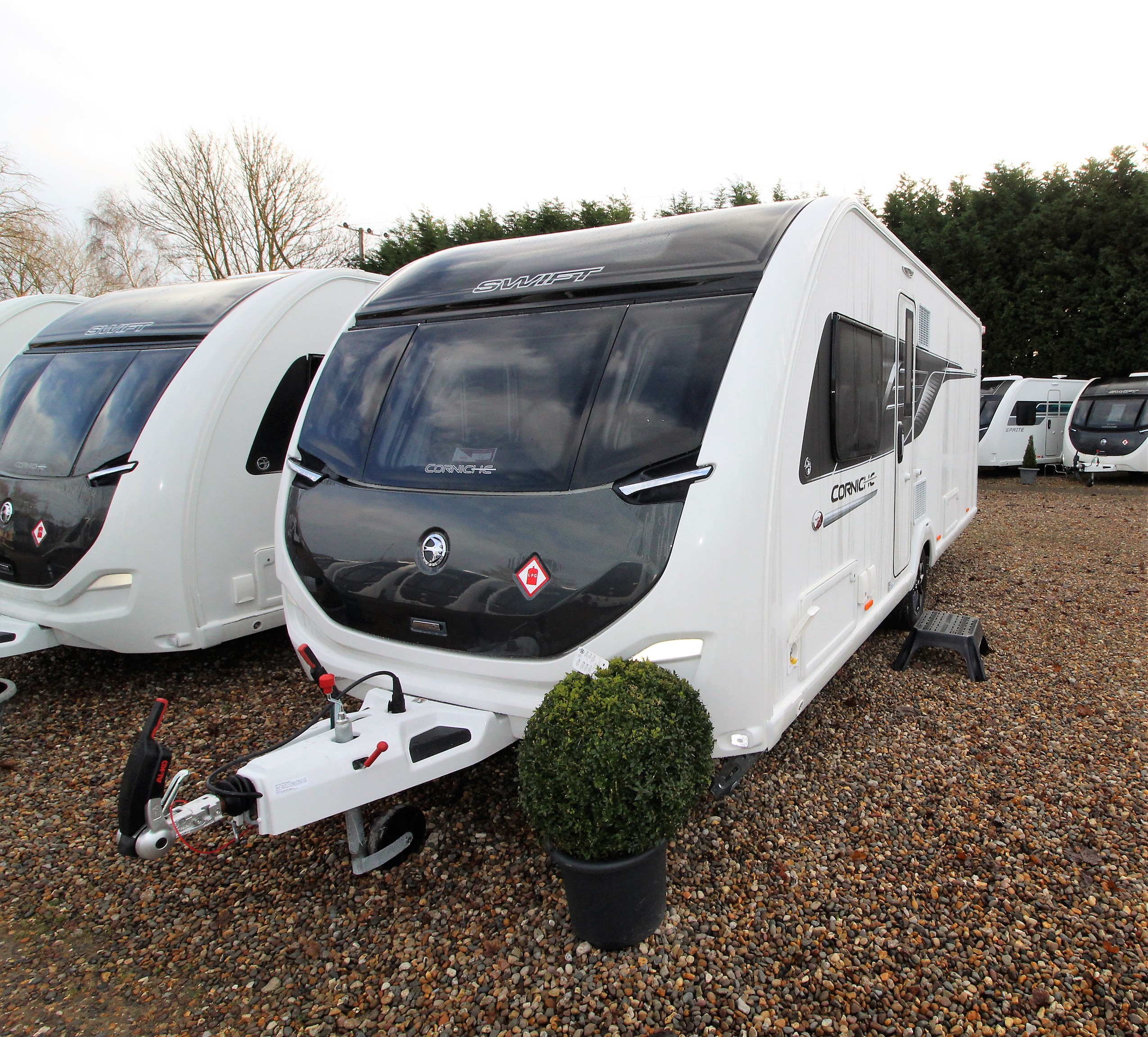 2023-swift-corniche-20-9.jpg