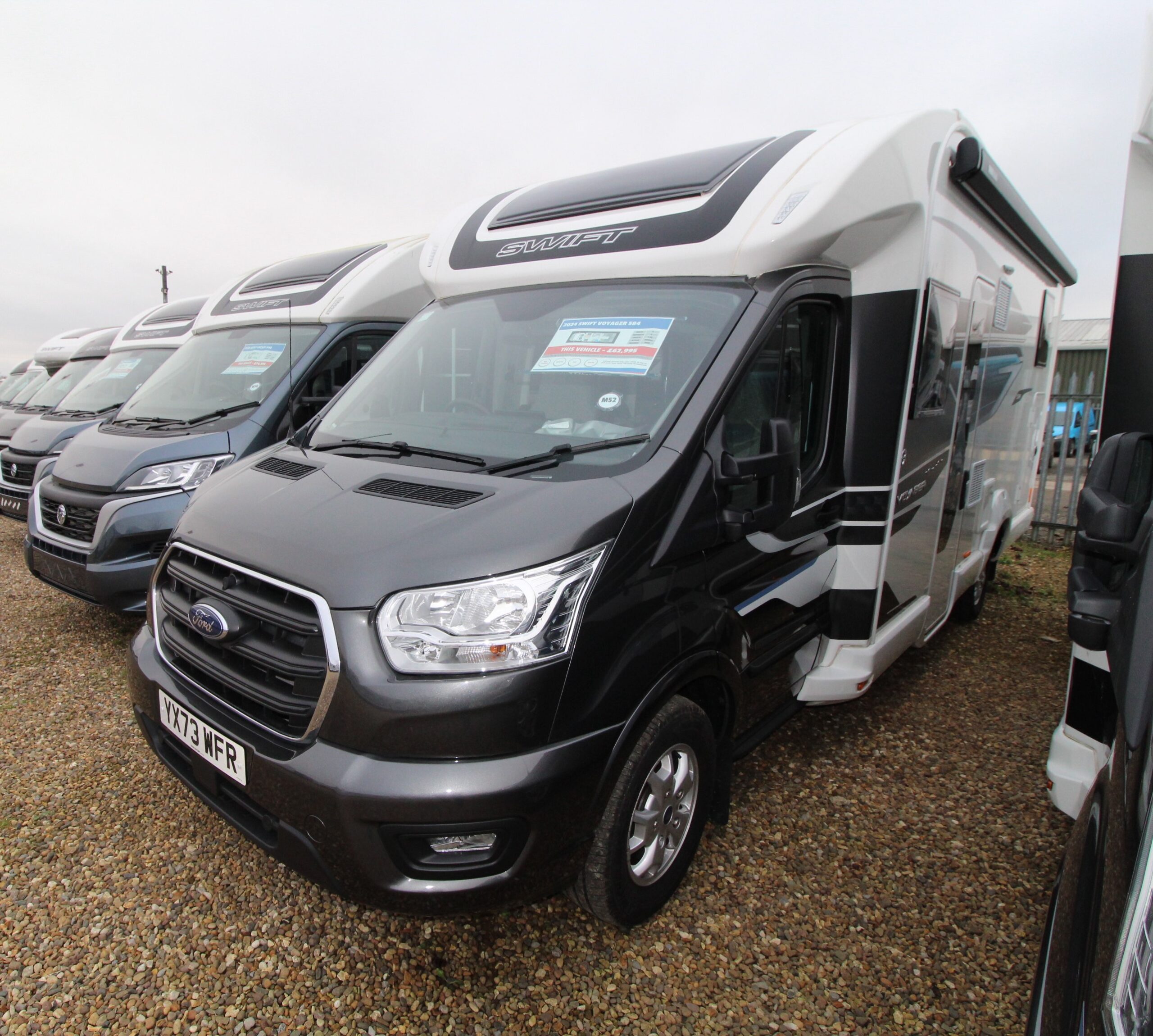 2023-used-swift-voyager-584-auto-key-52-10.jpg