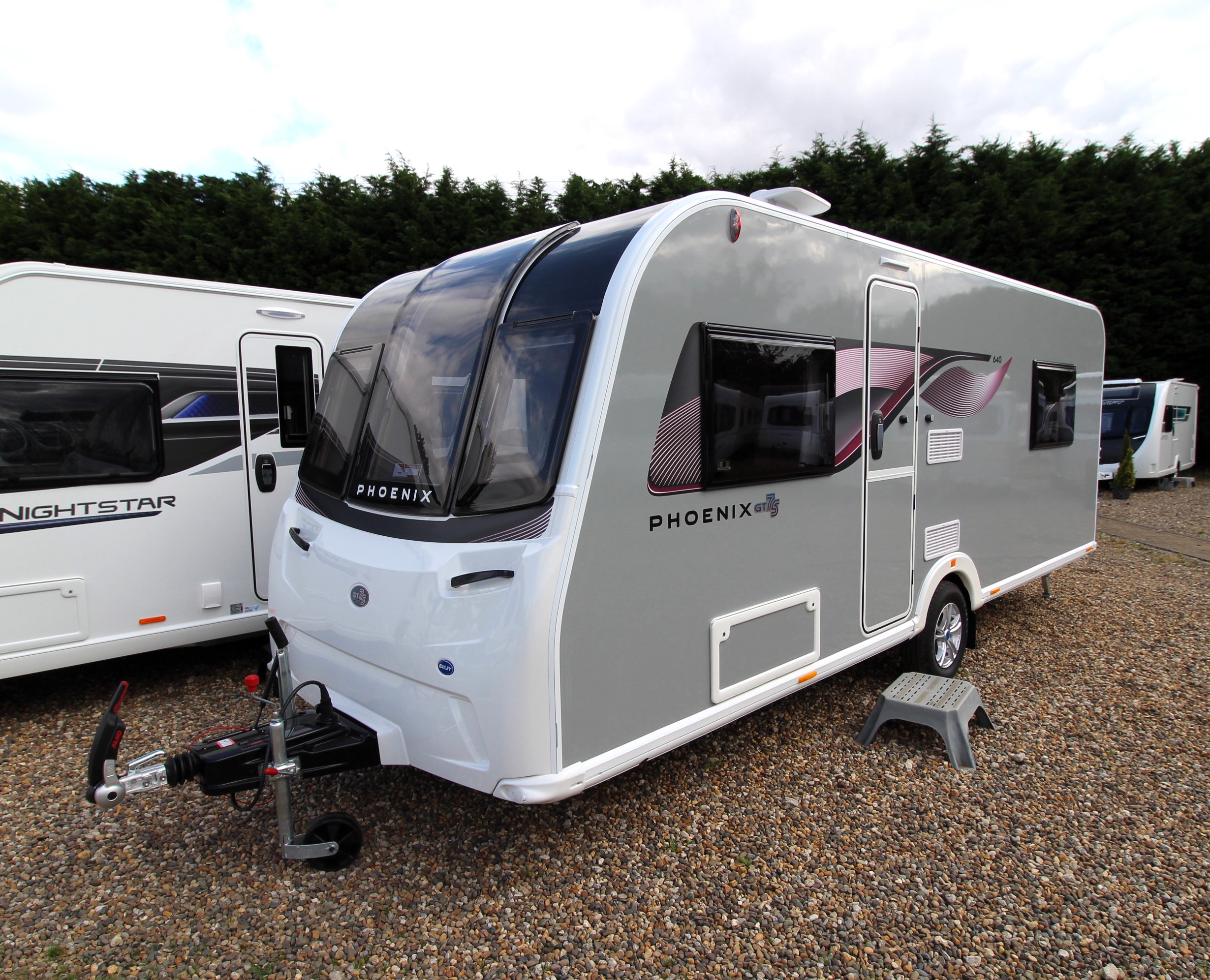 2024-bailey-pheonix-gt75-640-13.jpg