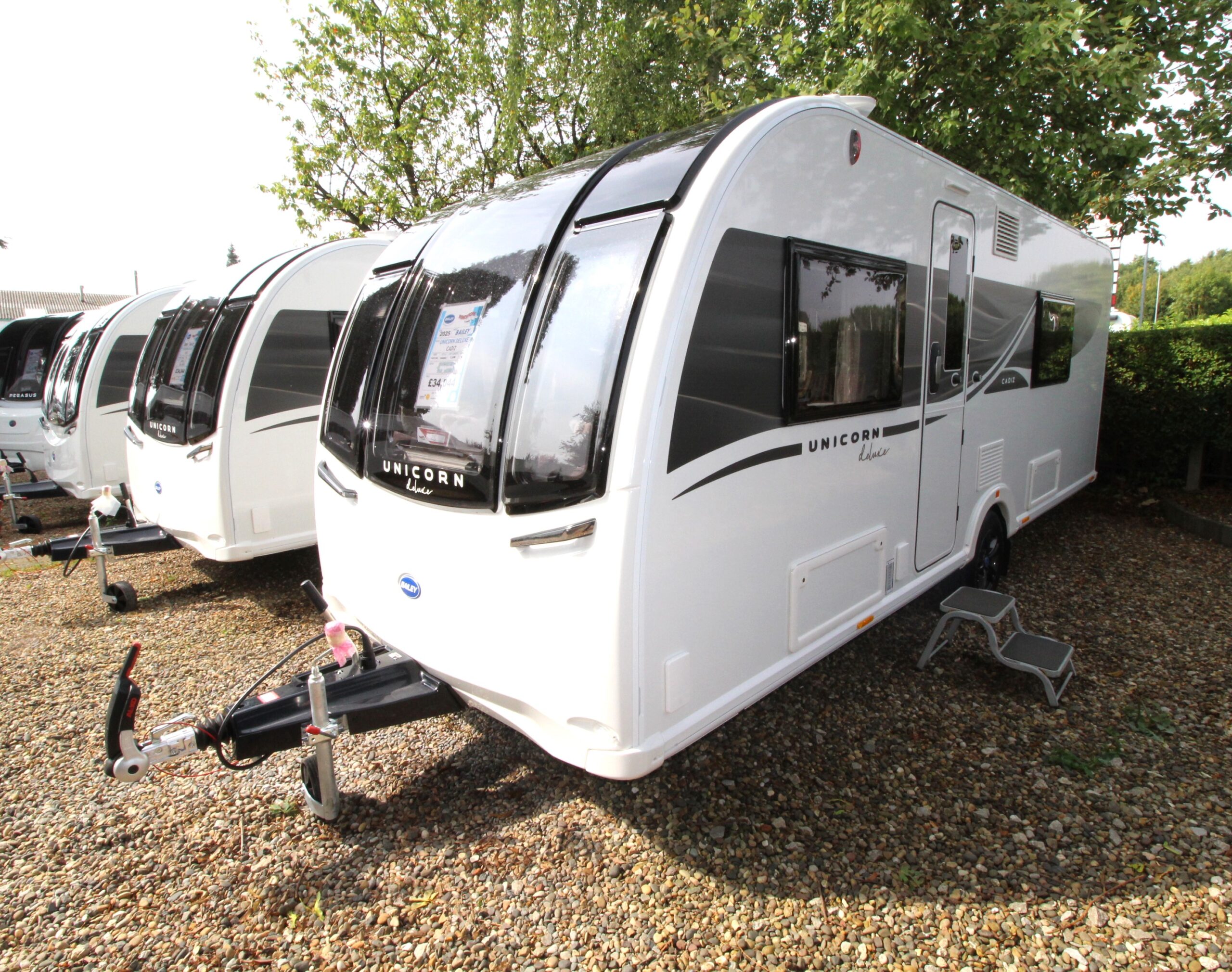2025-bailey-unicorn-deluxe-cadiz-5.jpg
