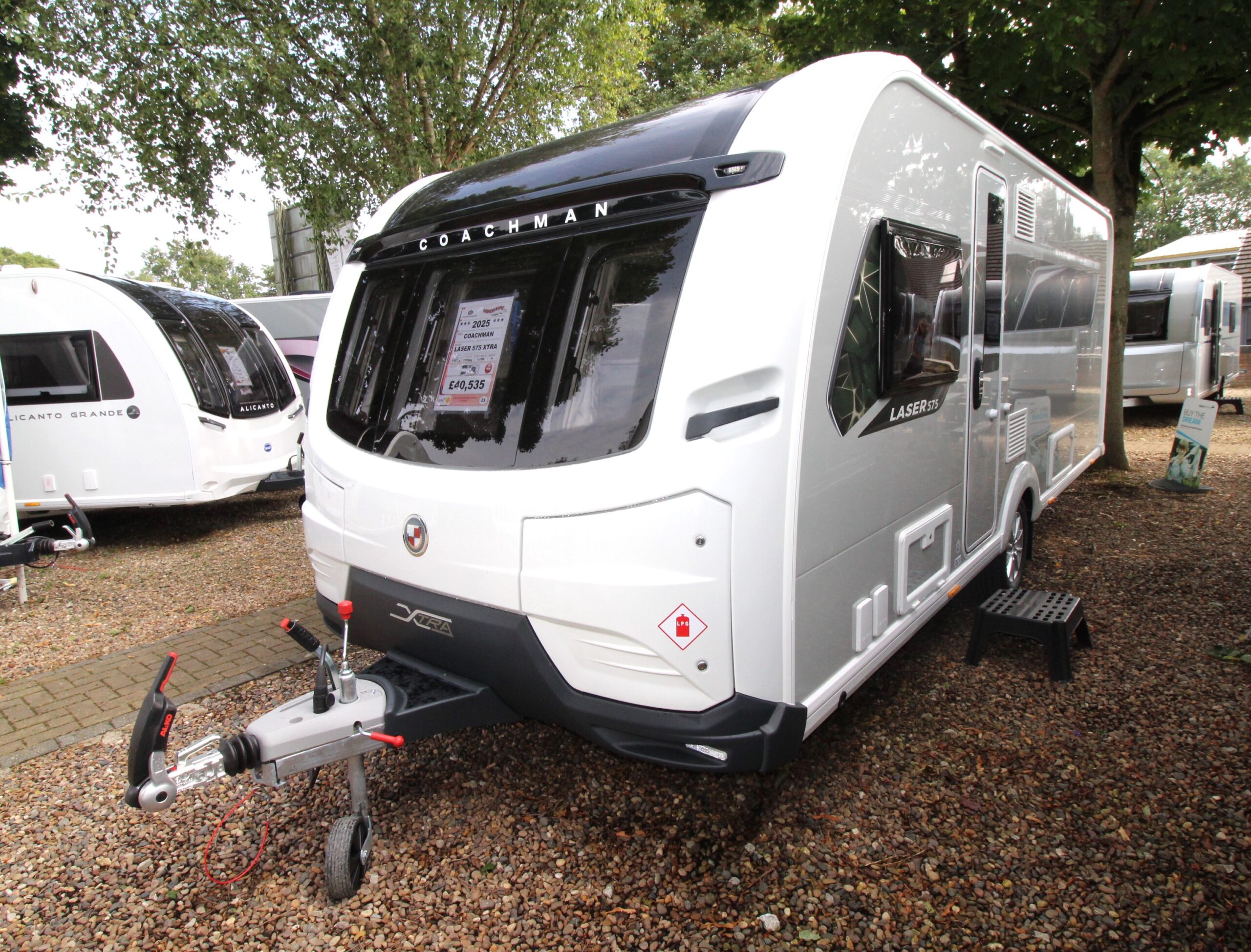 2025-coachman-laser-575-xtra-6.jpg