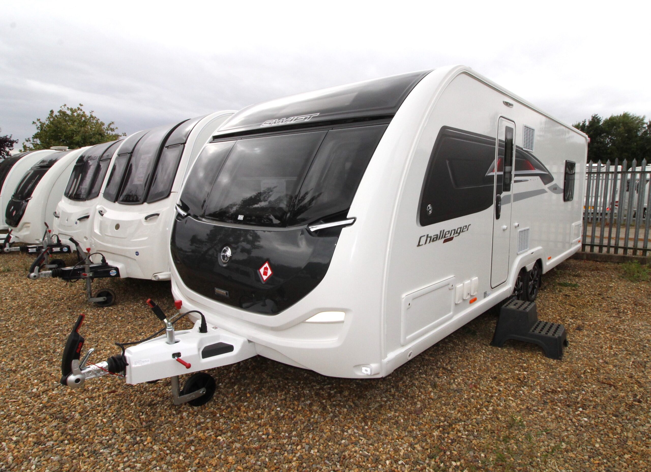 2025-swift-challenger-grande-650l-10.jpg