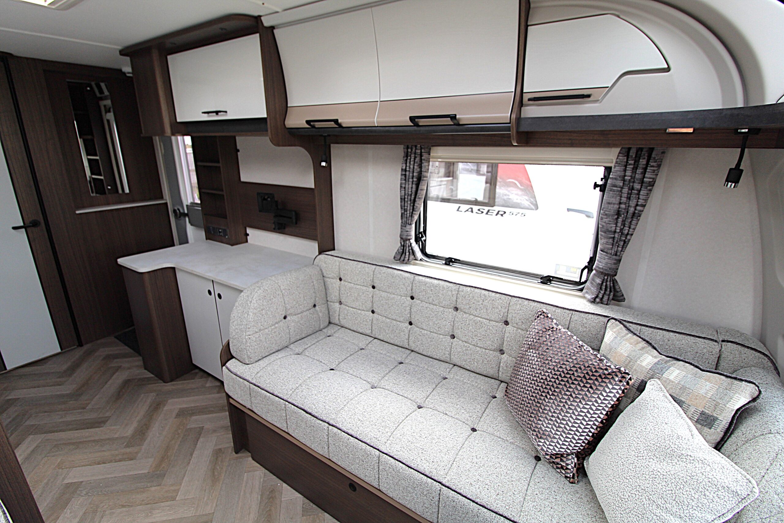 2026-coachman-laser-480-18.jpg
