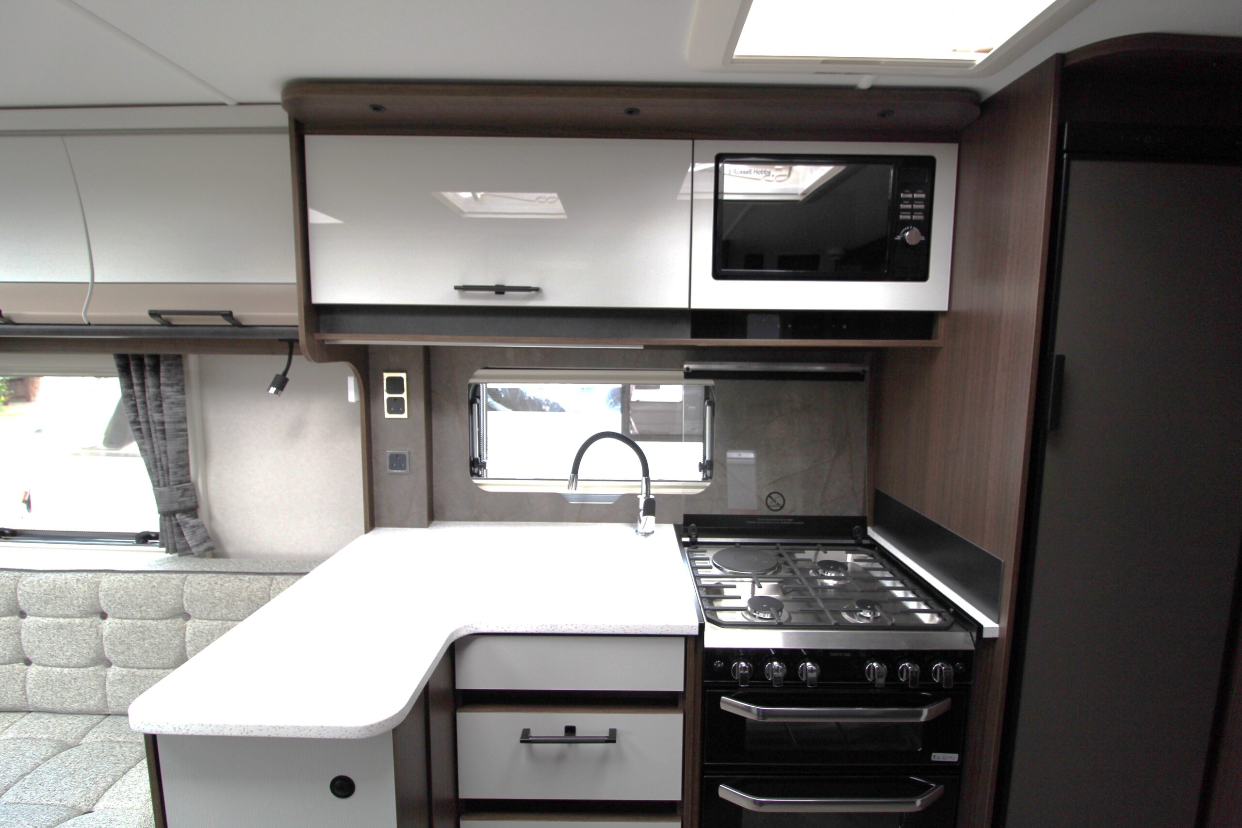 2026-coachman-laser-480-25.jpg