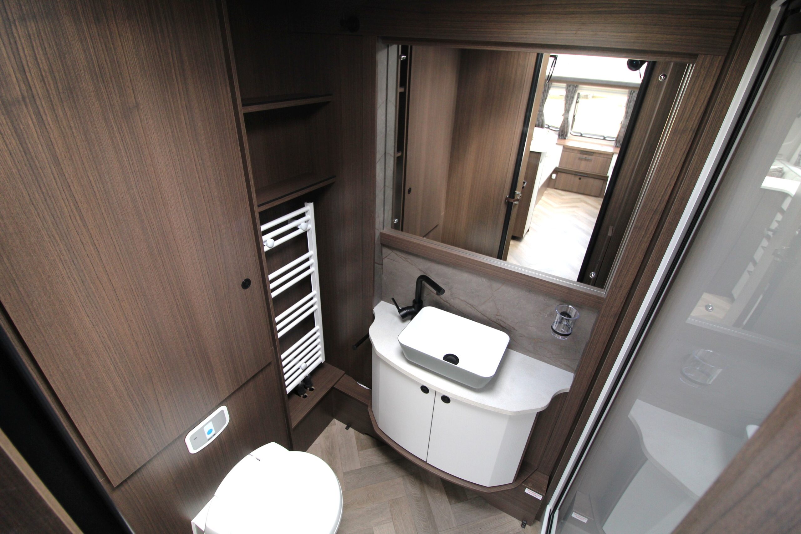 2026-coachman-laser-480-29.jpg