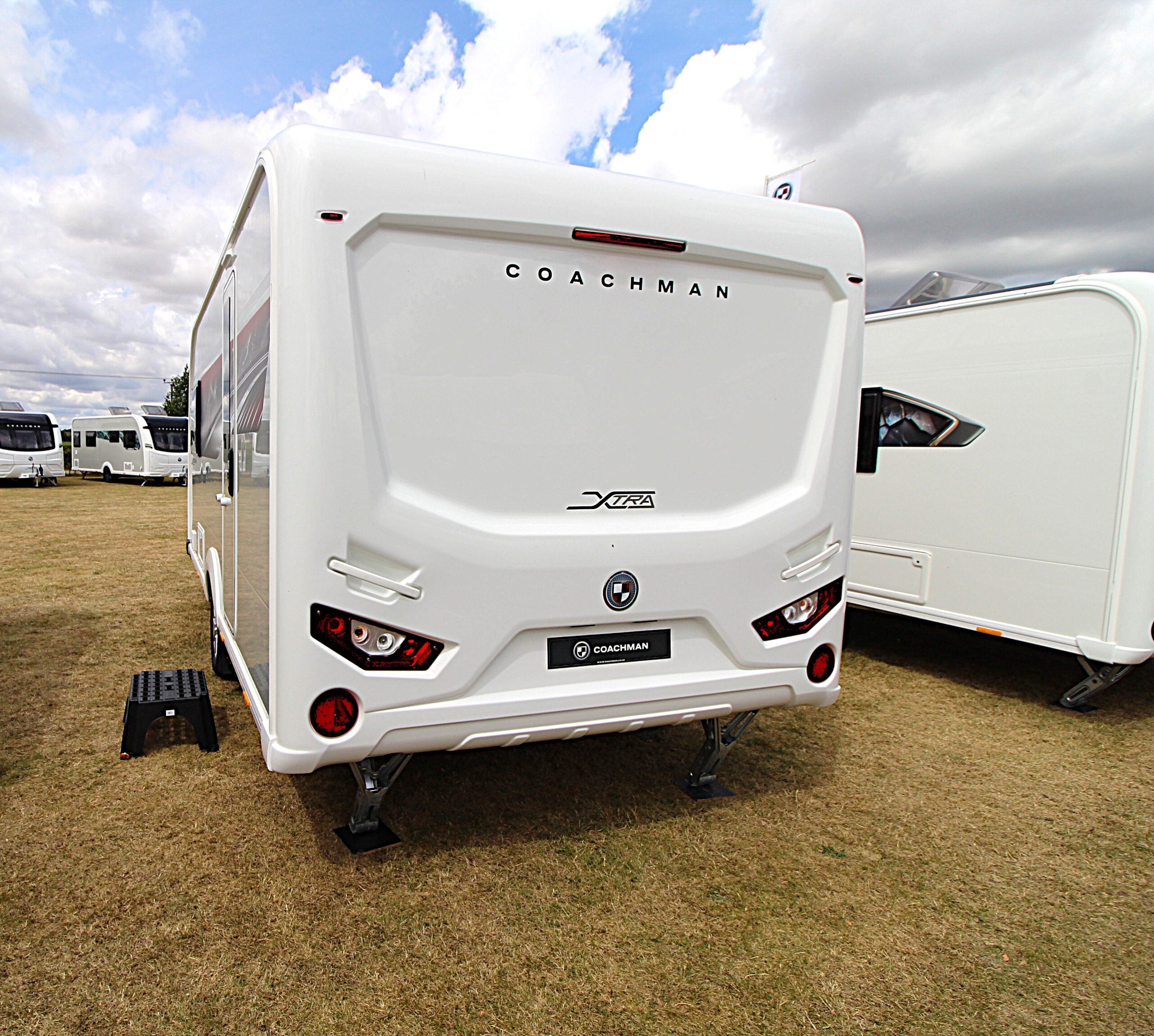 2026-coachman-laser-480-6.jpg